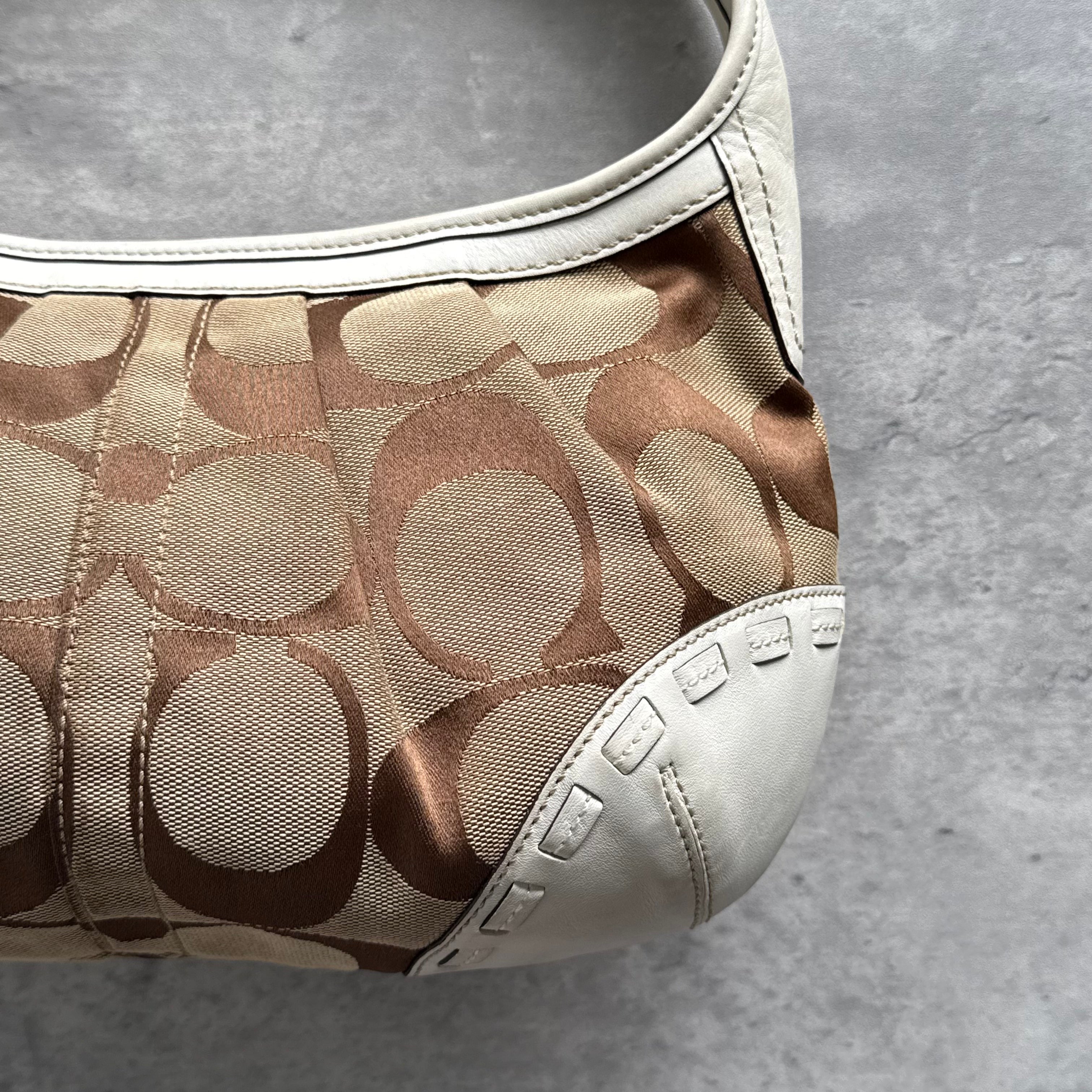 Coach Signature Ergo Shoulder Bag Beige/White