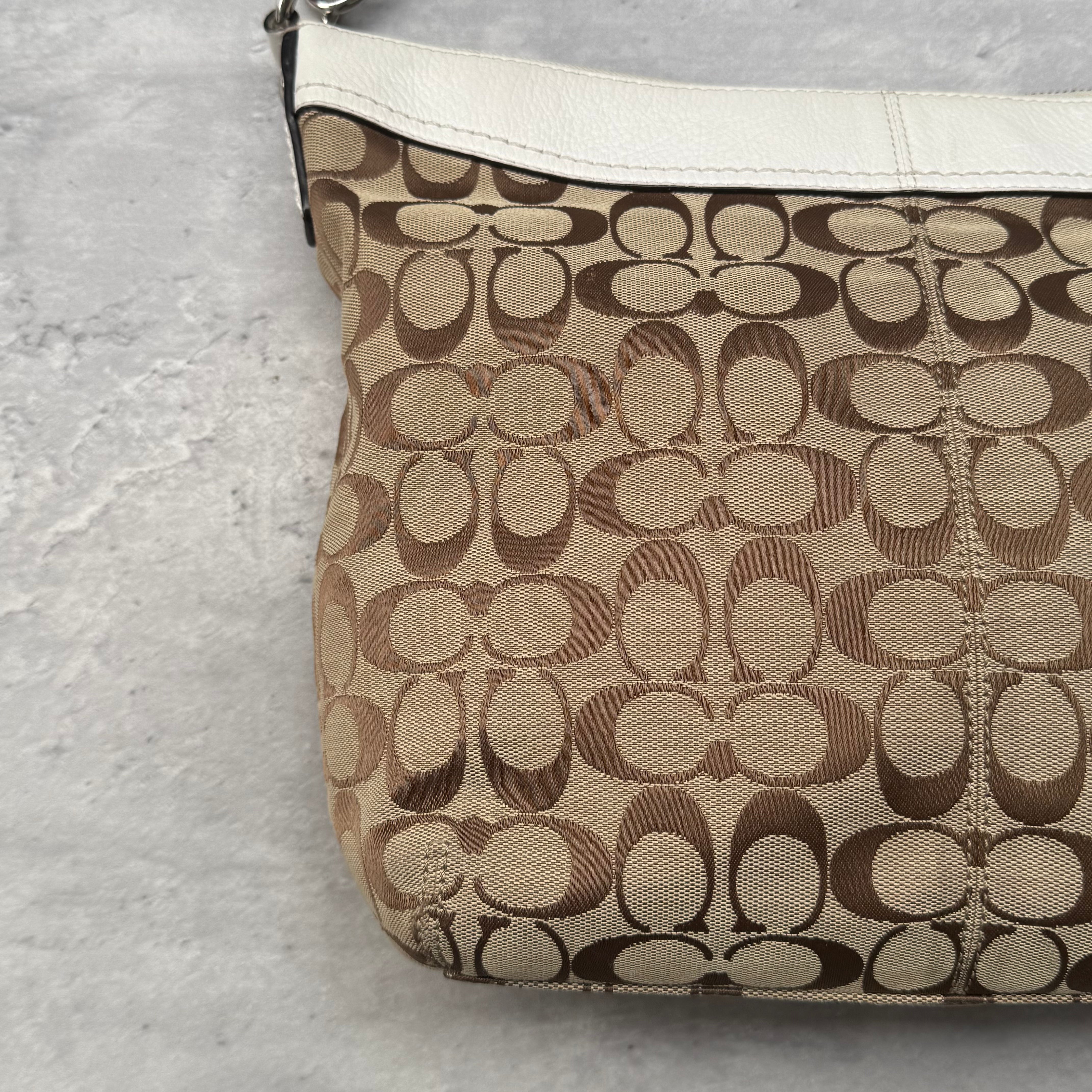 Coach Y2K Signature Canvas Hobo ShoulderBag White/Beige