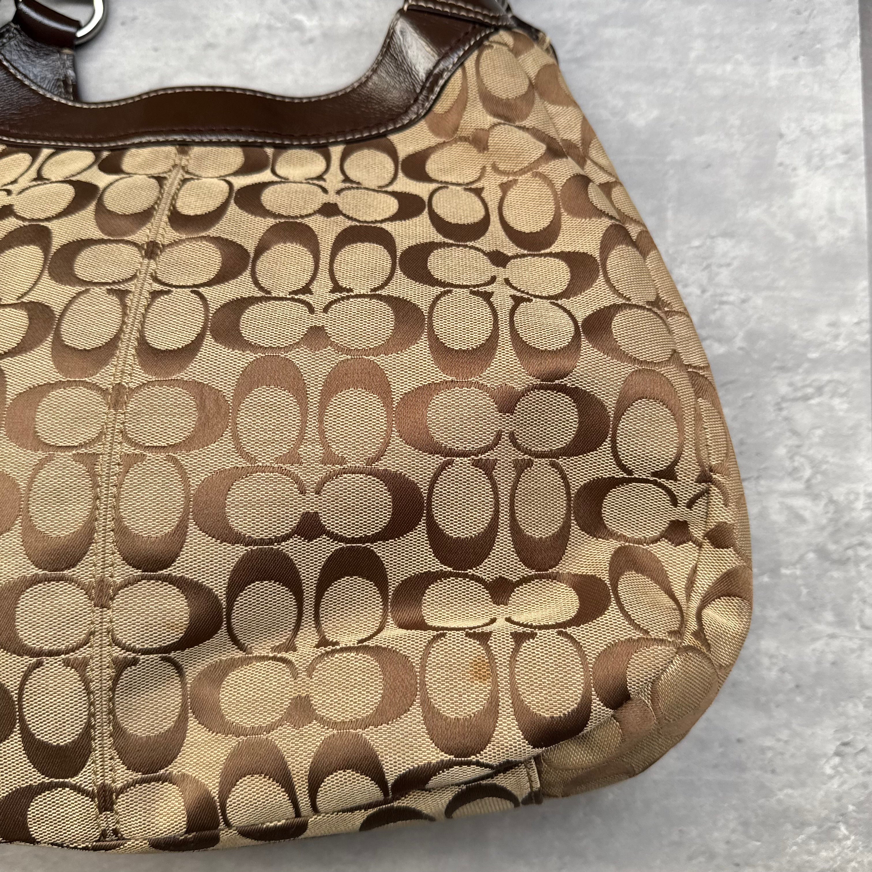 Coach Y2K Soho Hobo Buckle ShoulderBag Brown/Beige