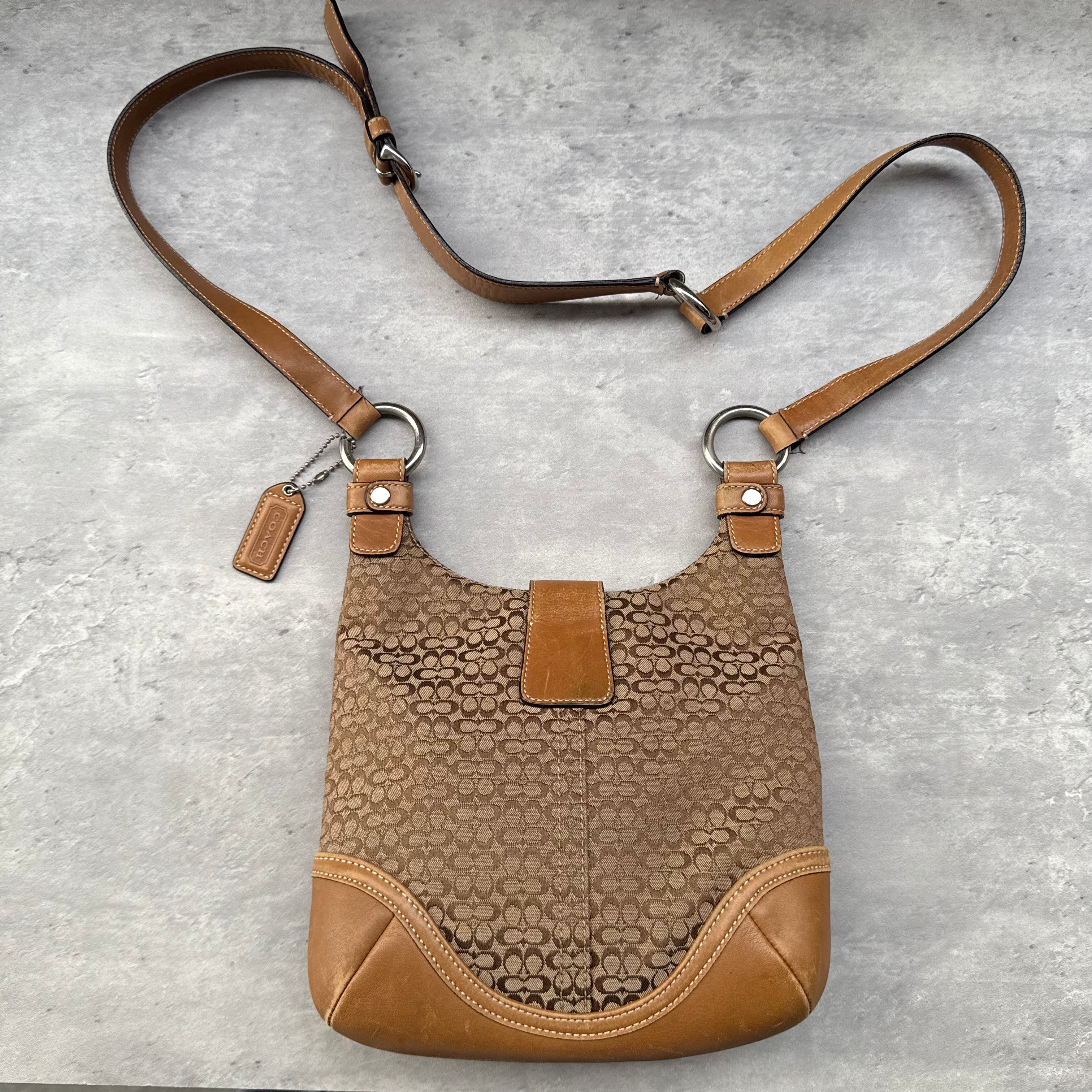 Coach Y2K Signature Soho Crossbody Bag Beige/Tan