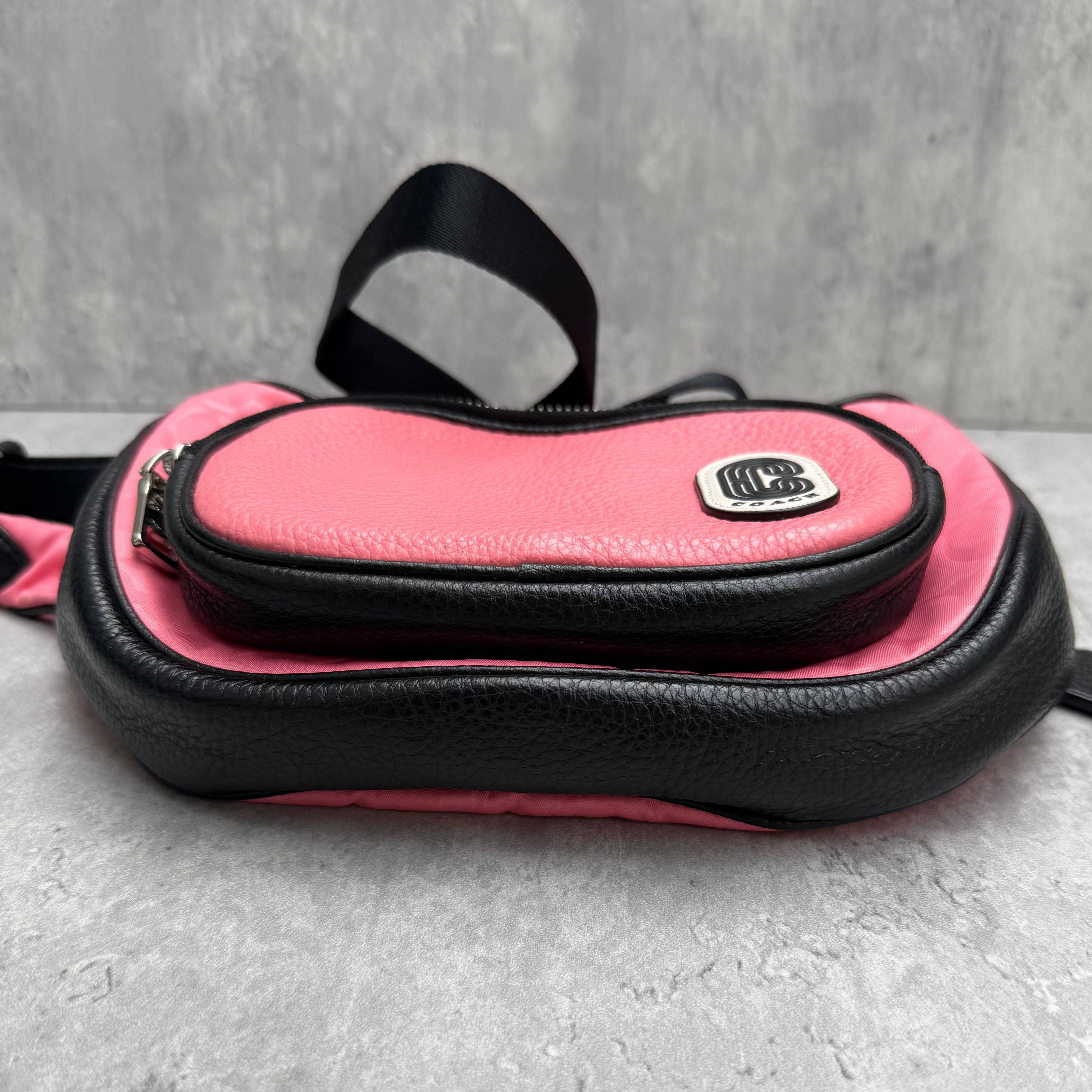 Coach Court Belt Bag Pink/Black