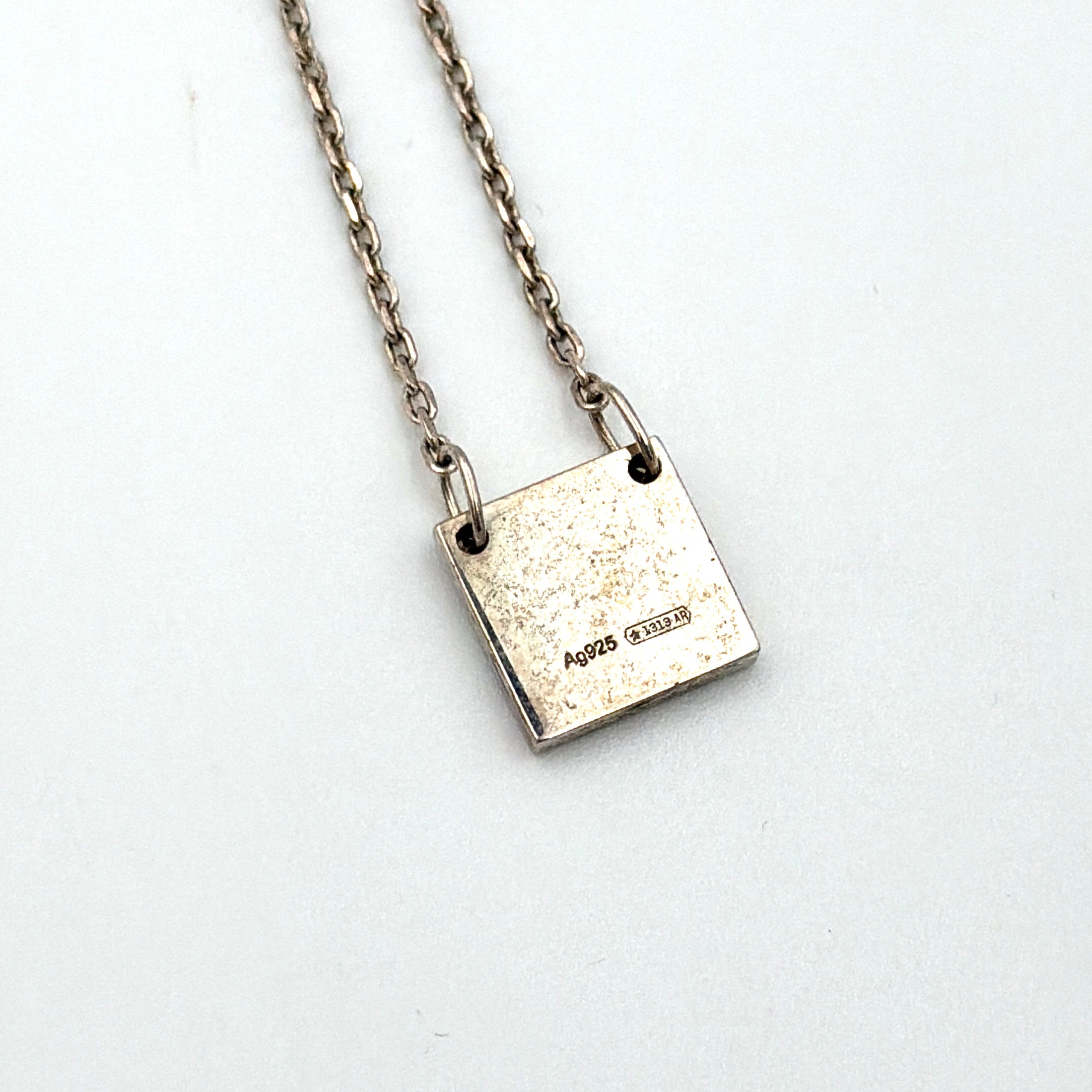 Gucci Square Plate Pendant Necklace Silver
