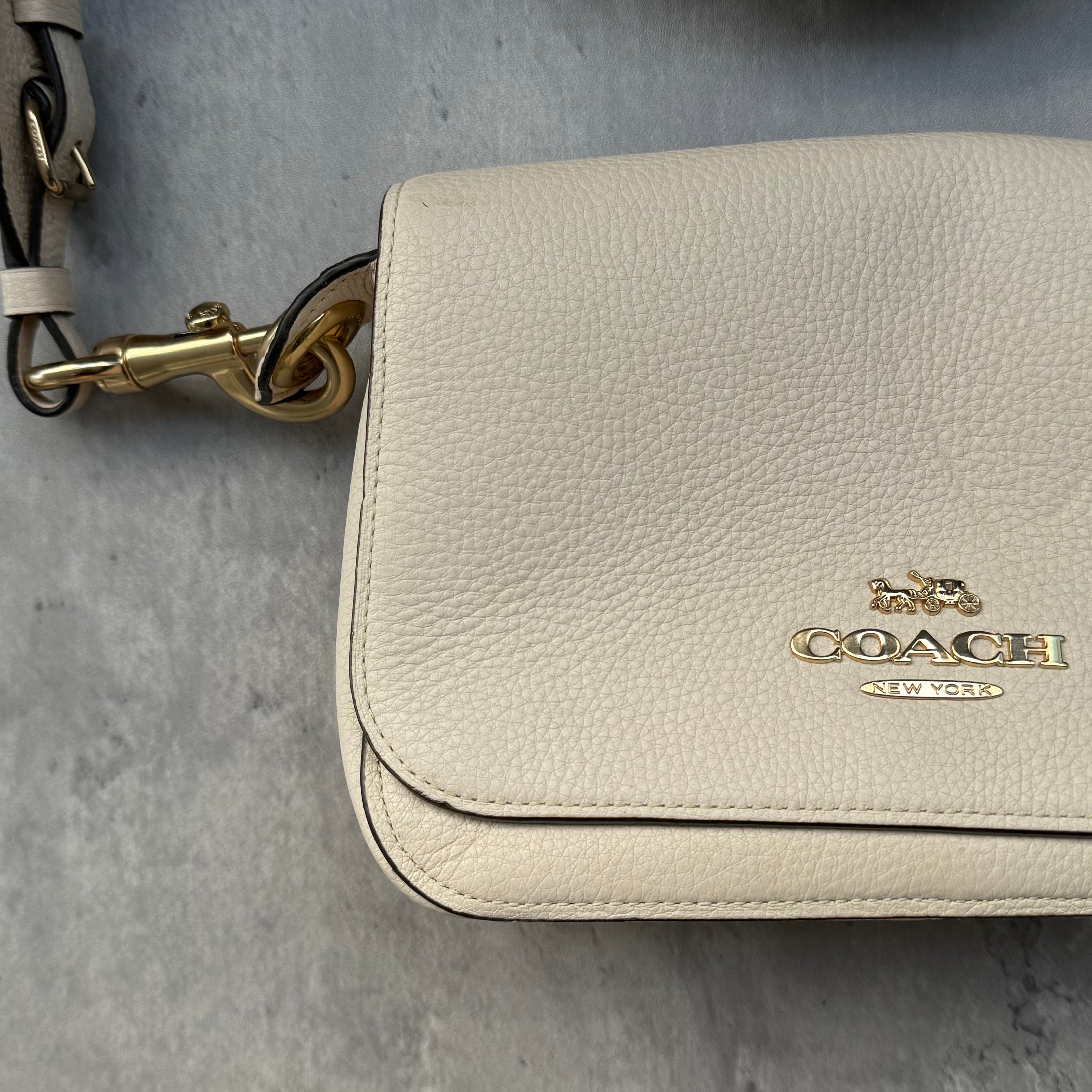 Coach Small Jes Messenger Crossbody Bag White