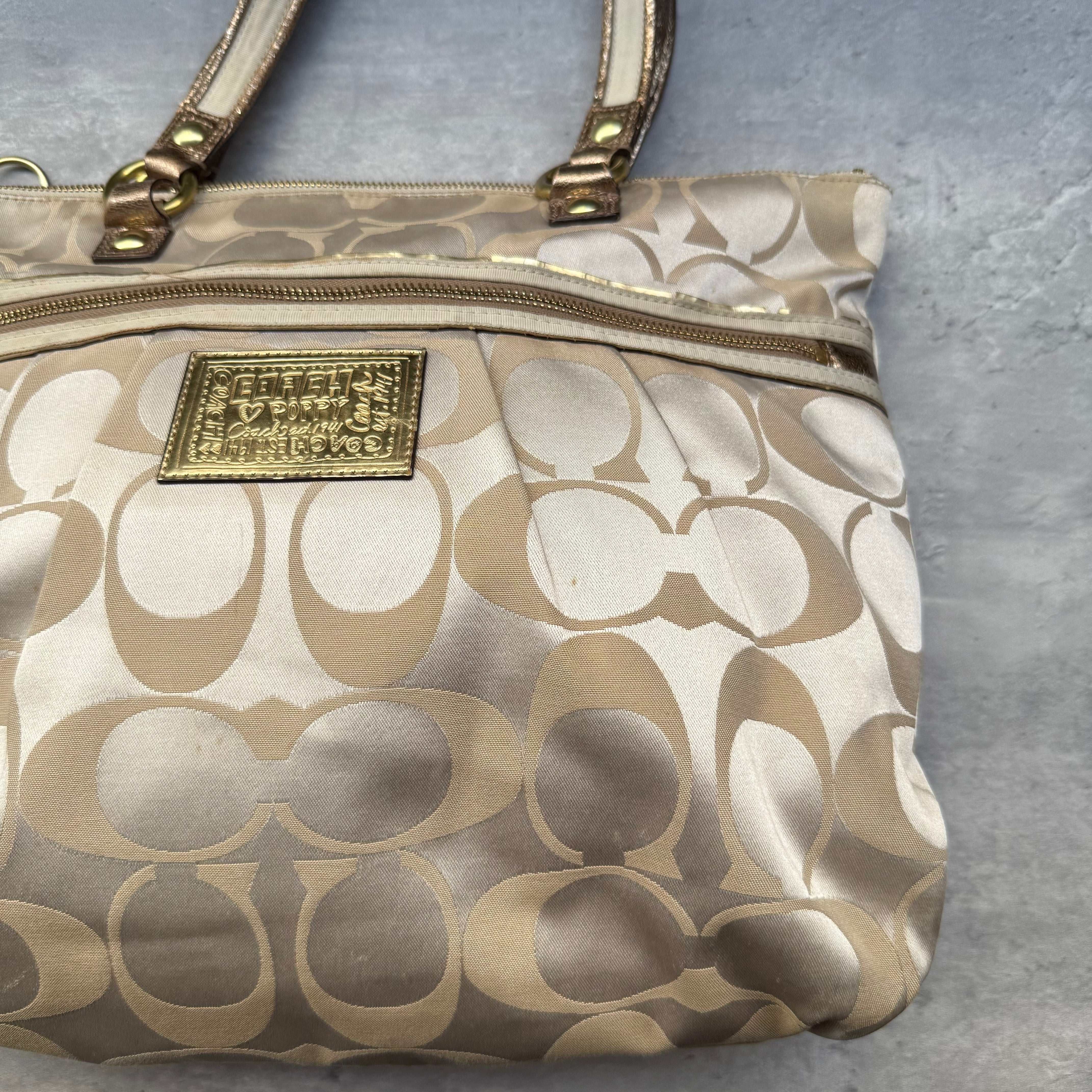 Coach Signature Daisy Poppy Tote Bag Gold/Beige