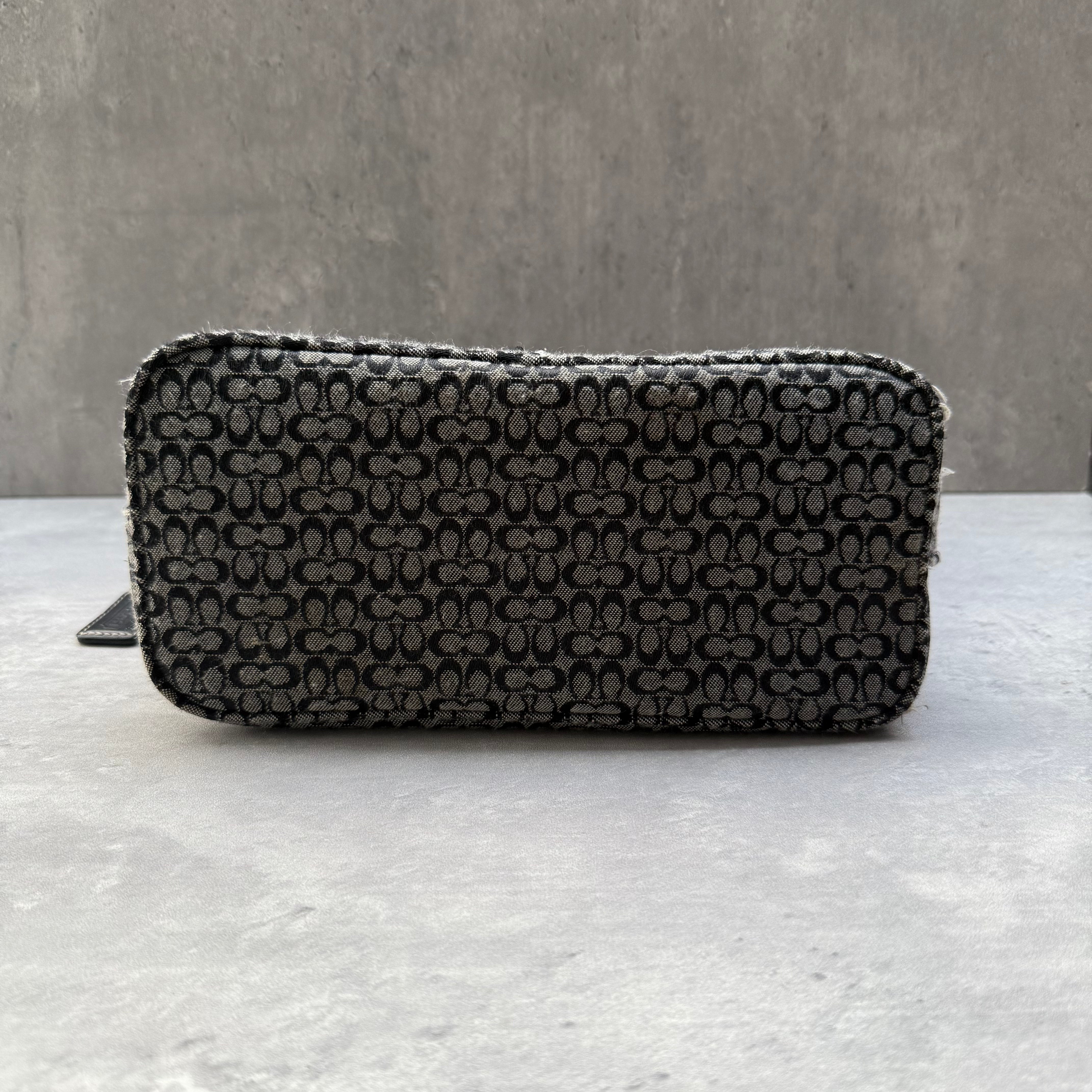 Coach Signature Hobo Shoulder Bag Grey/Black