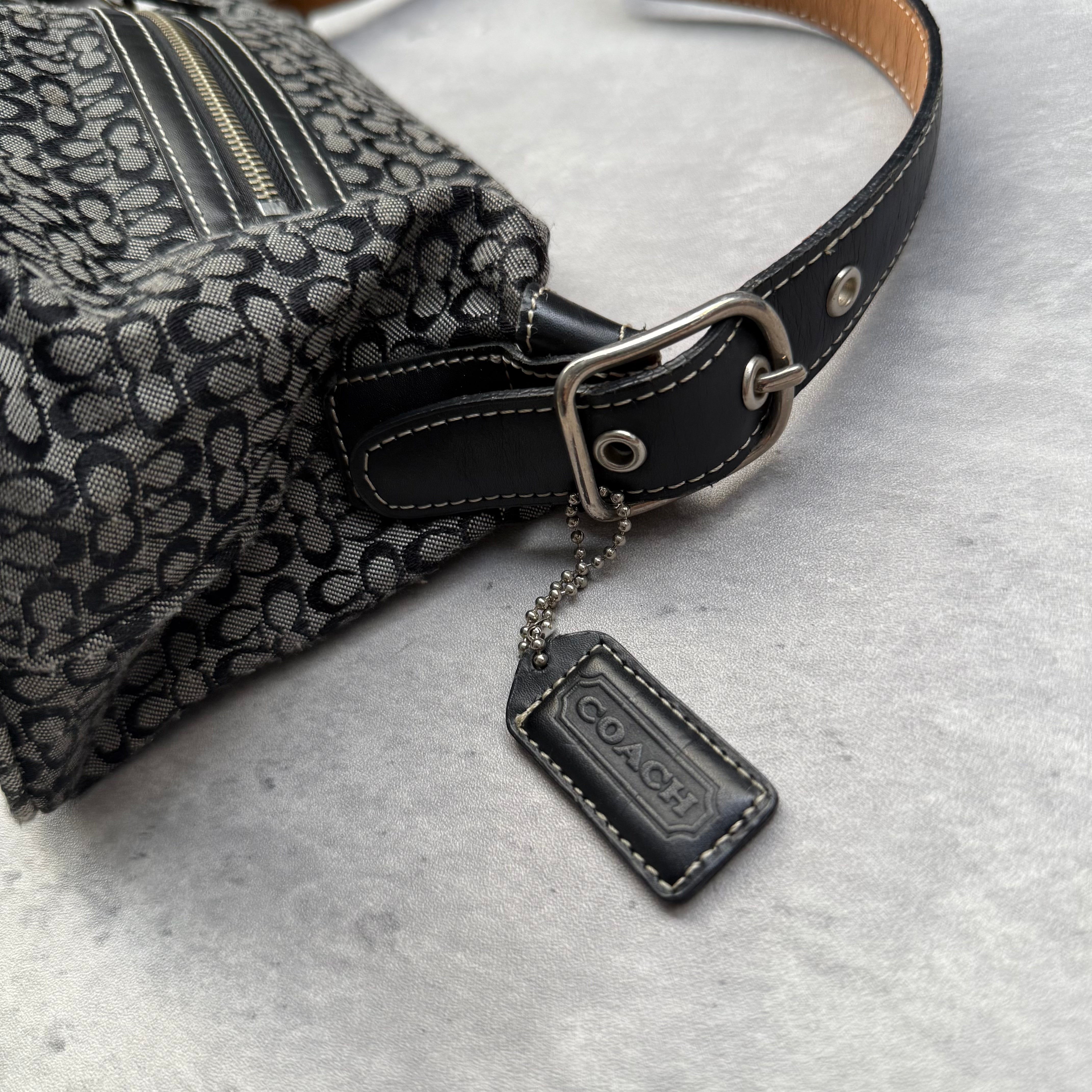 Coach Signature Hobo Shoulder Bag Grey/Black