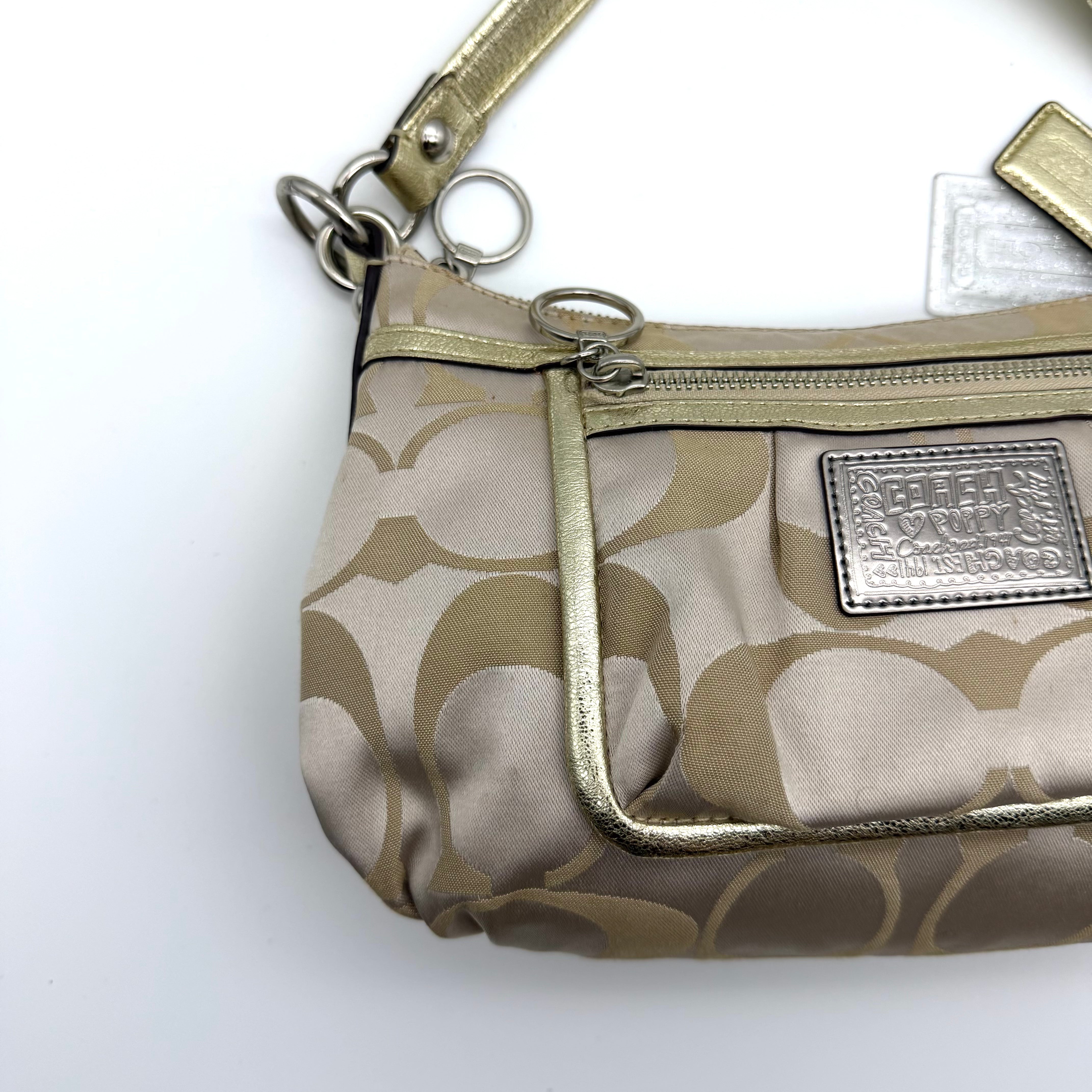 Coach 2Way Signature Shoulder Bag Cream/Gold