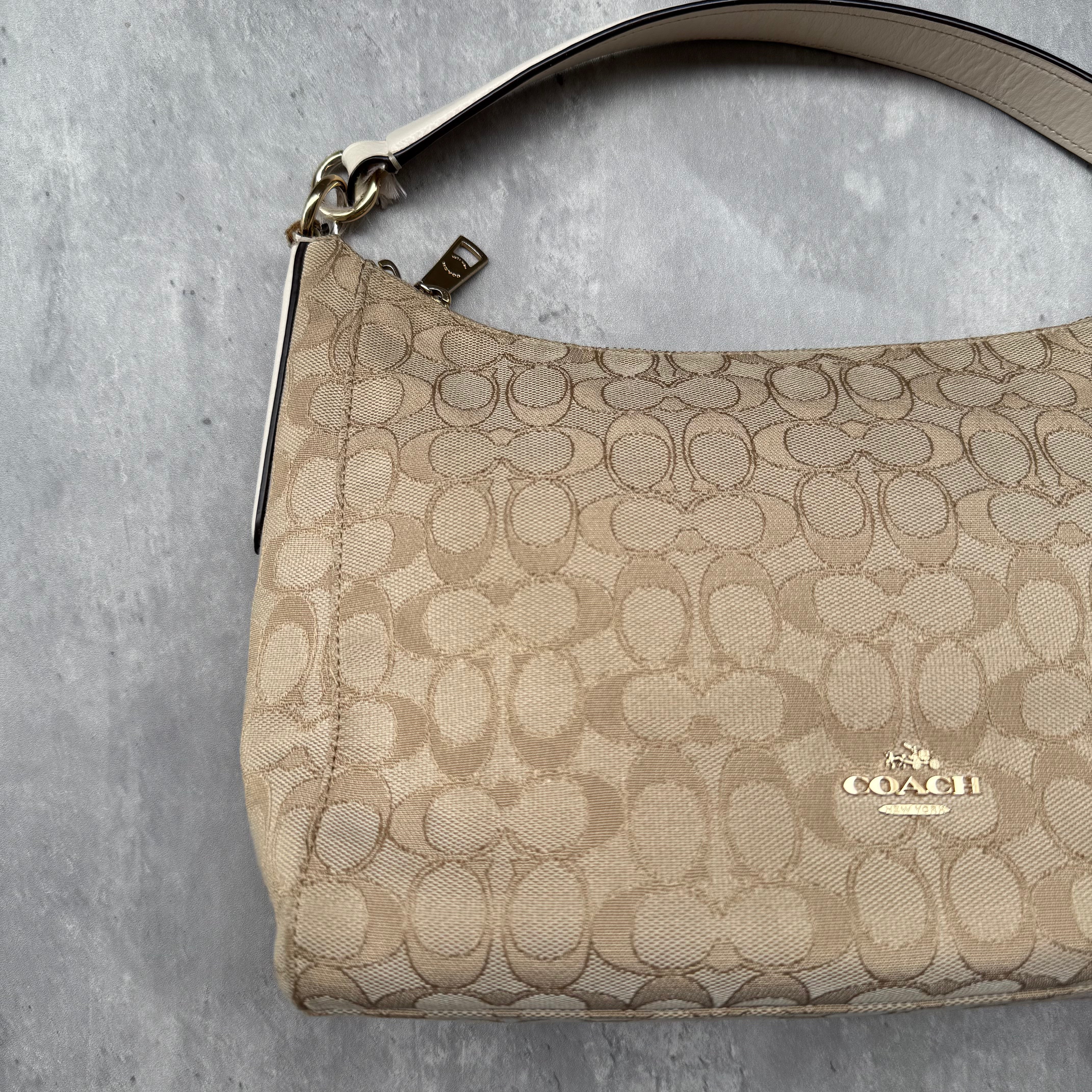Coach Signature Celeste Hobo ShoulderBag Beige/White