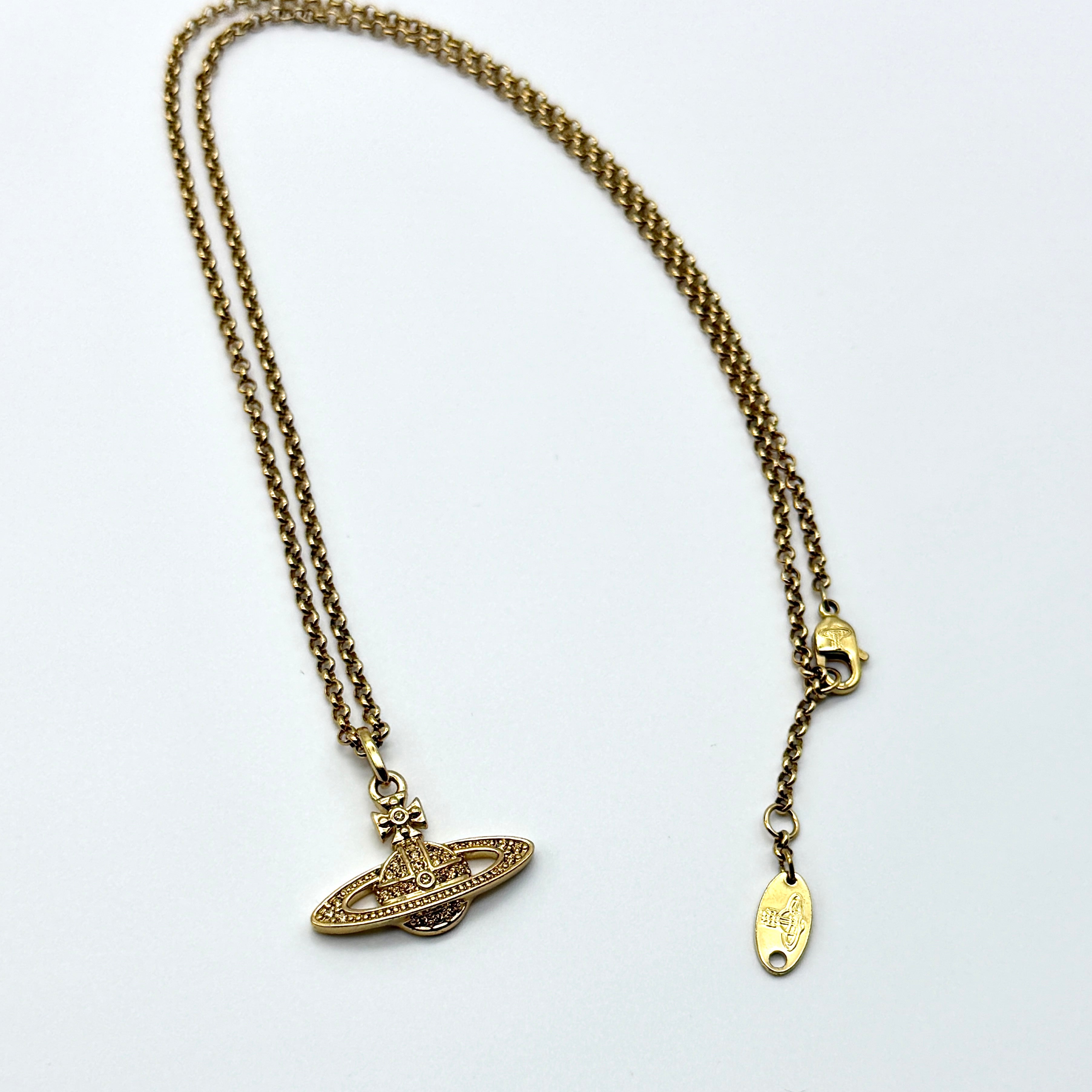 Vivienne Westwood Orb Necklace Gold