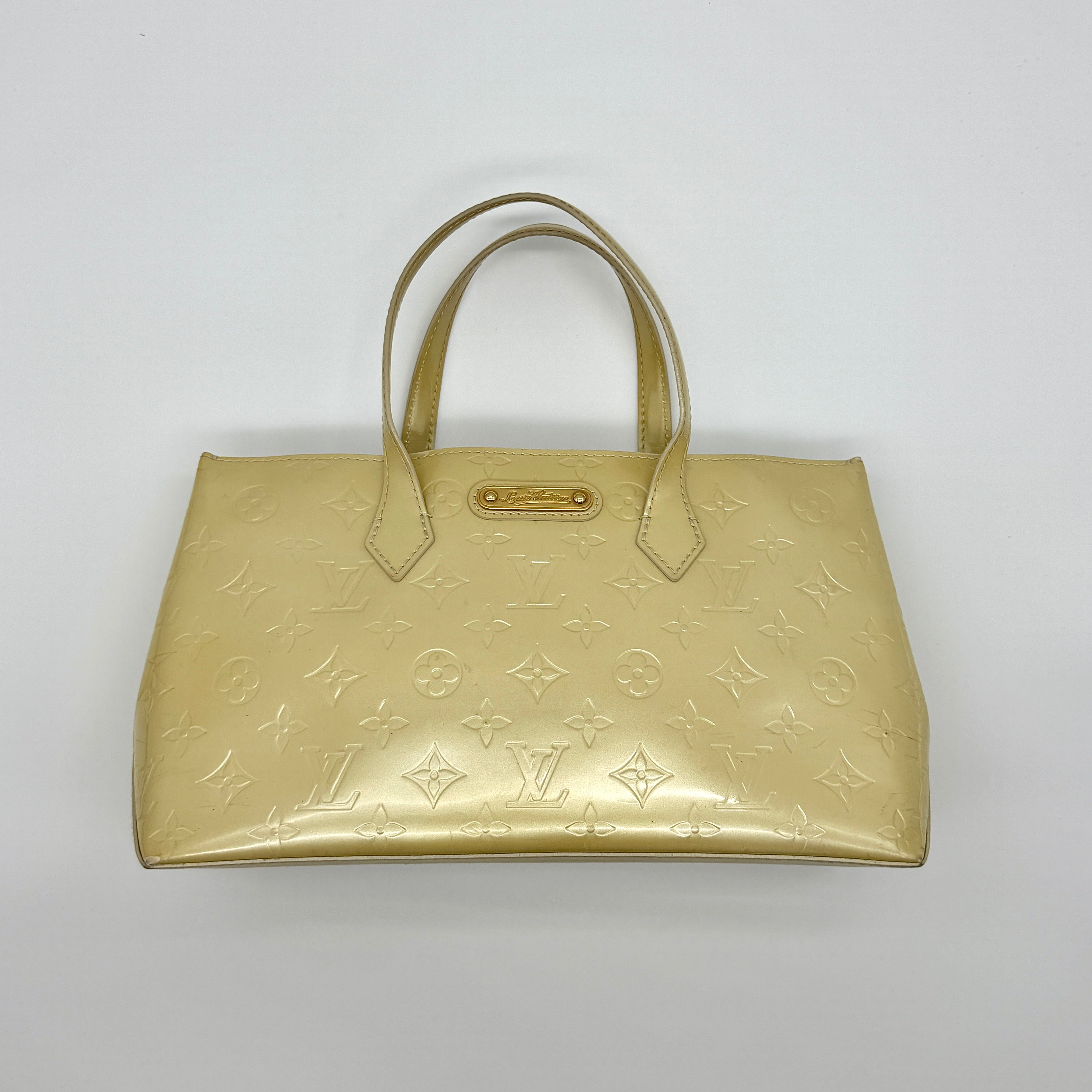 Louis Vuitton Monogram PM Wilshire Vernis Beige