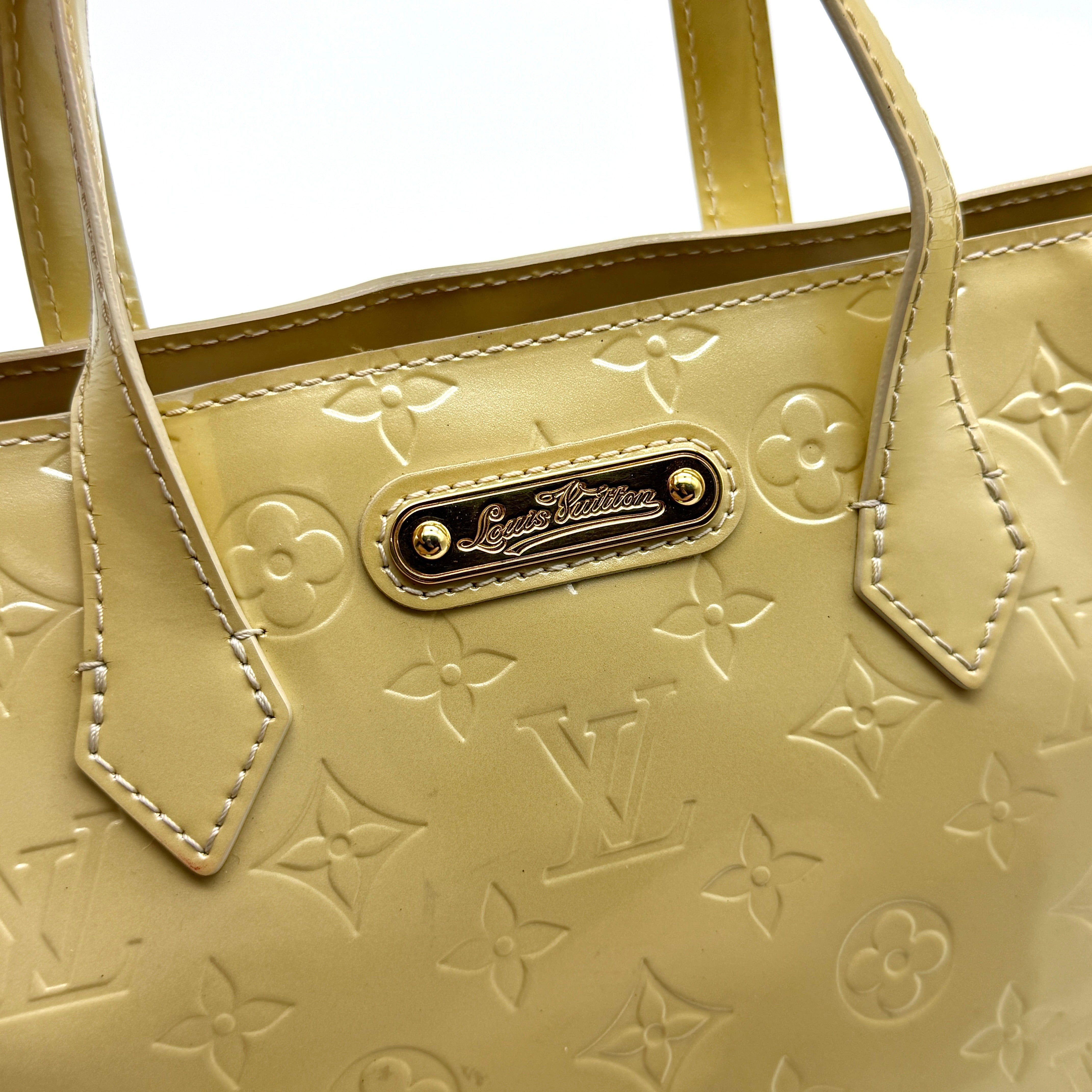 Louis Vuitton Monogram PM Wilshire Vernis Beige