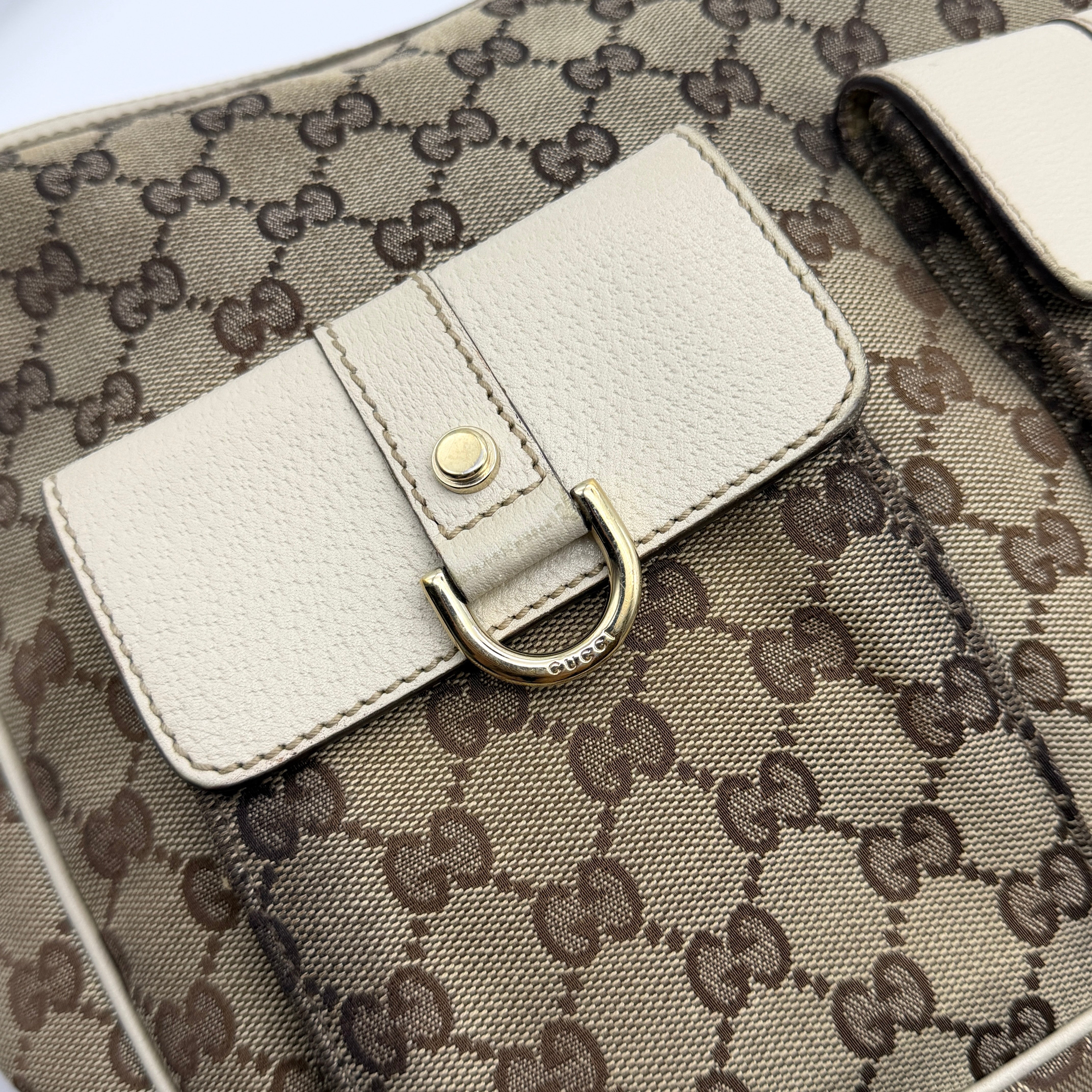 Gucci GG Monogram Hobo Shoulder Bag Beige/White
