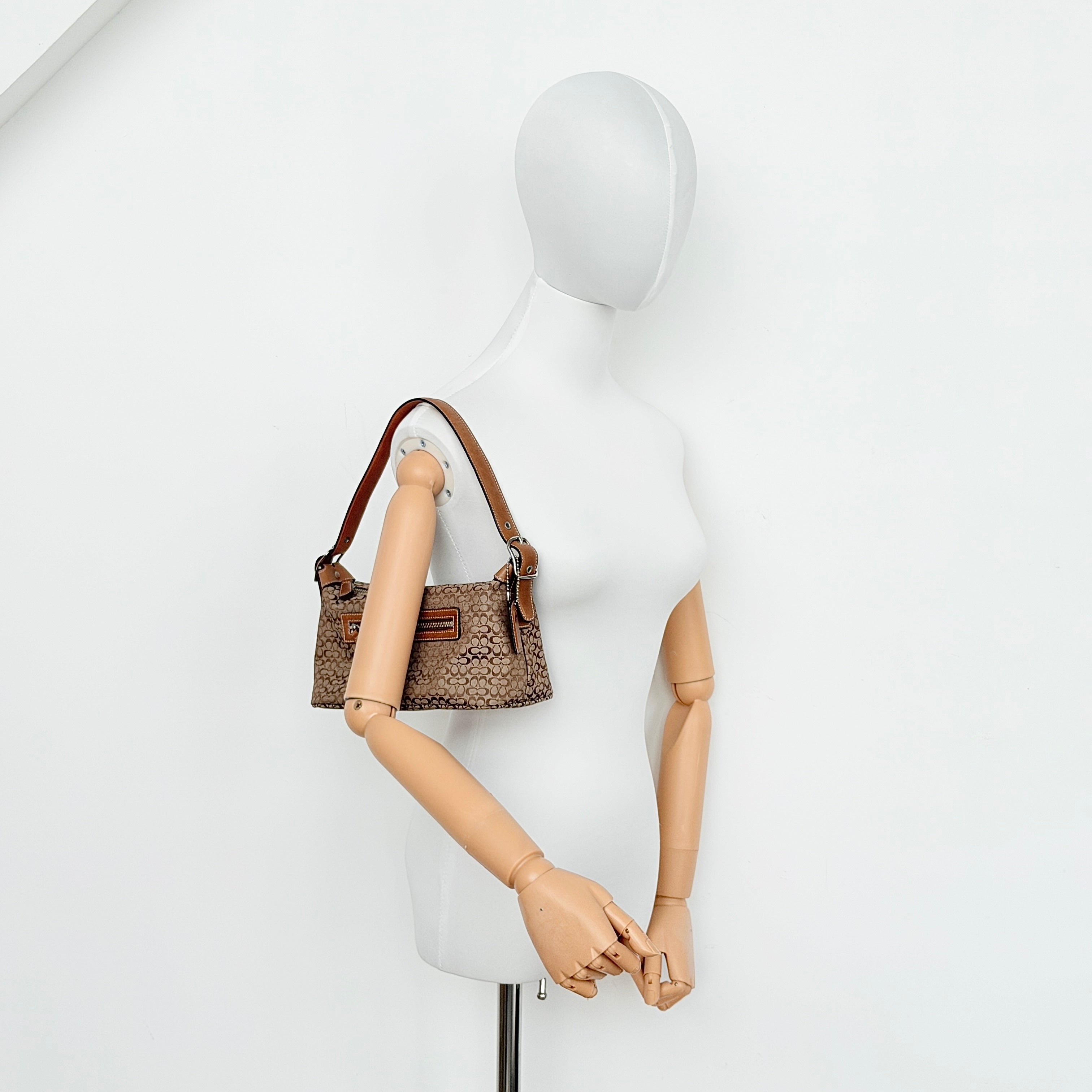 Coach Signature Hobo Shoulder Bag Beige