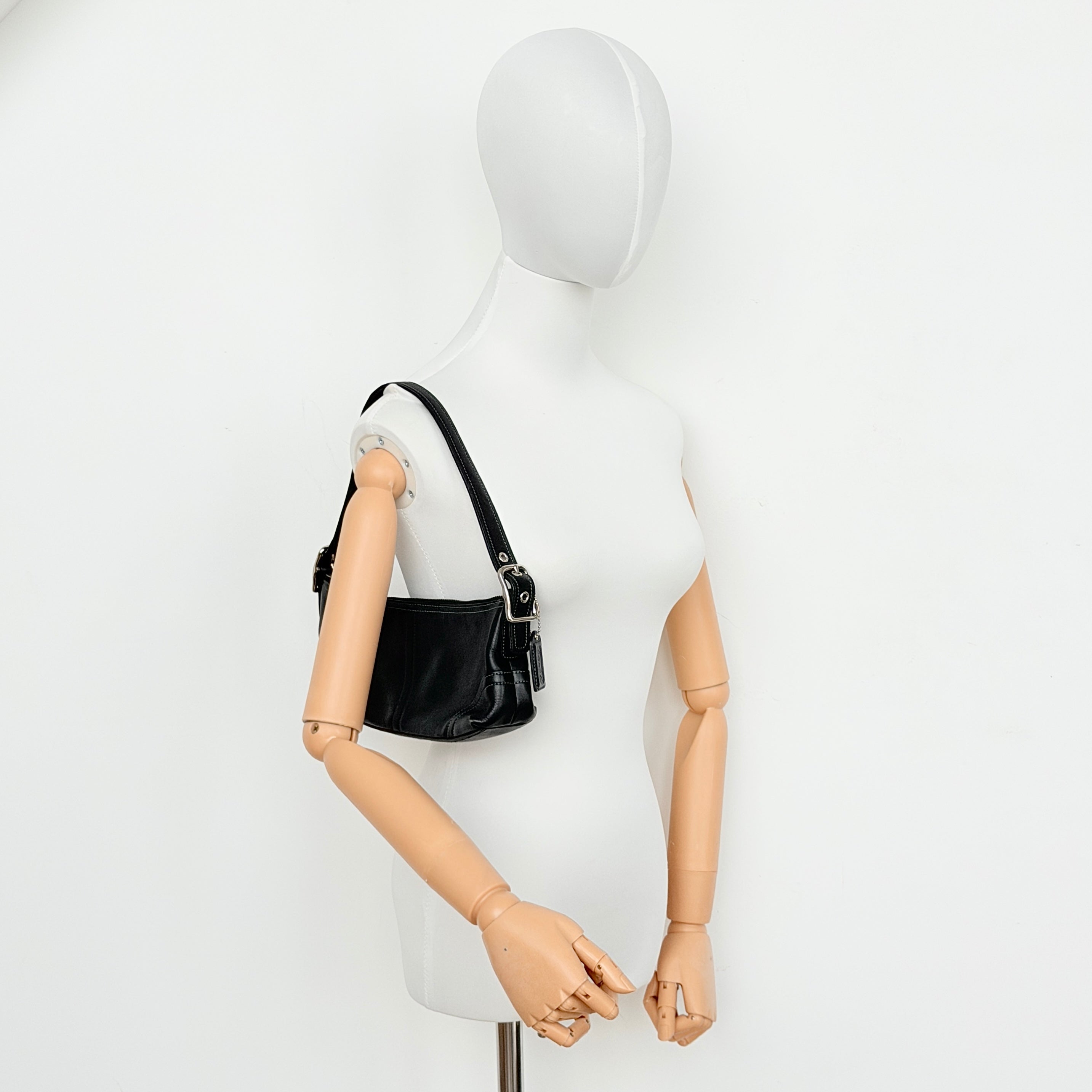 Coach Y2K Hampton Demi Baguette Shoulder Bag Black