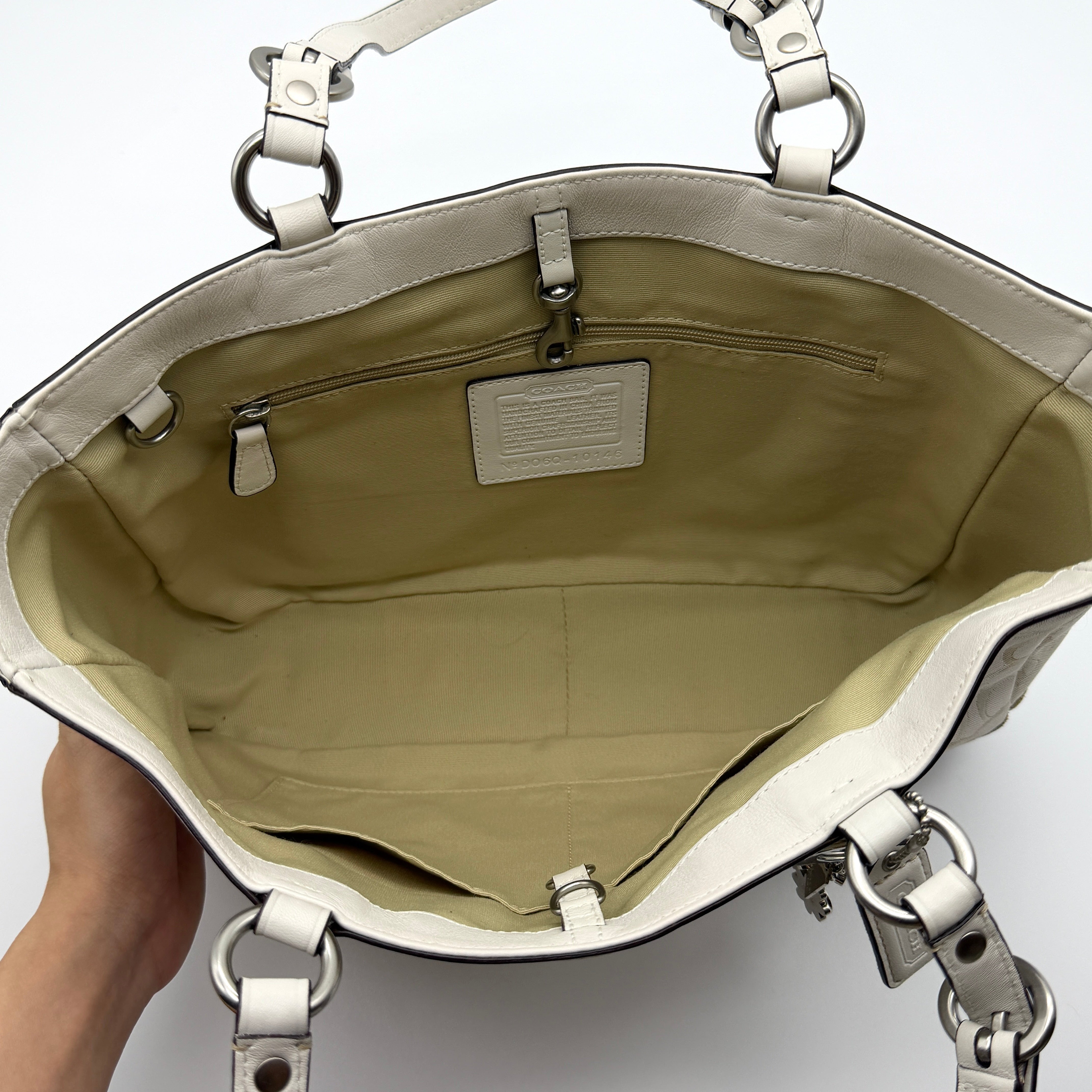 Coach Signature Canvas Tote Bag White/Beige (With Keychain)