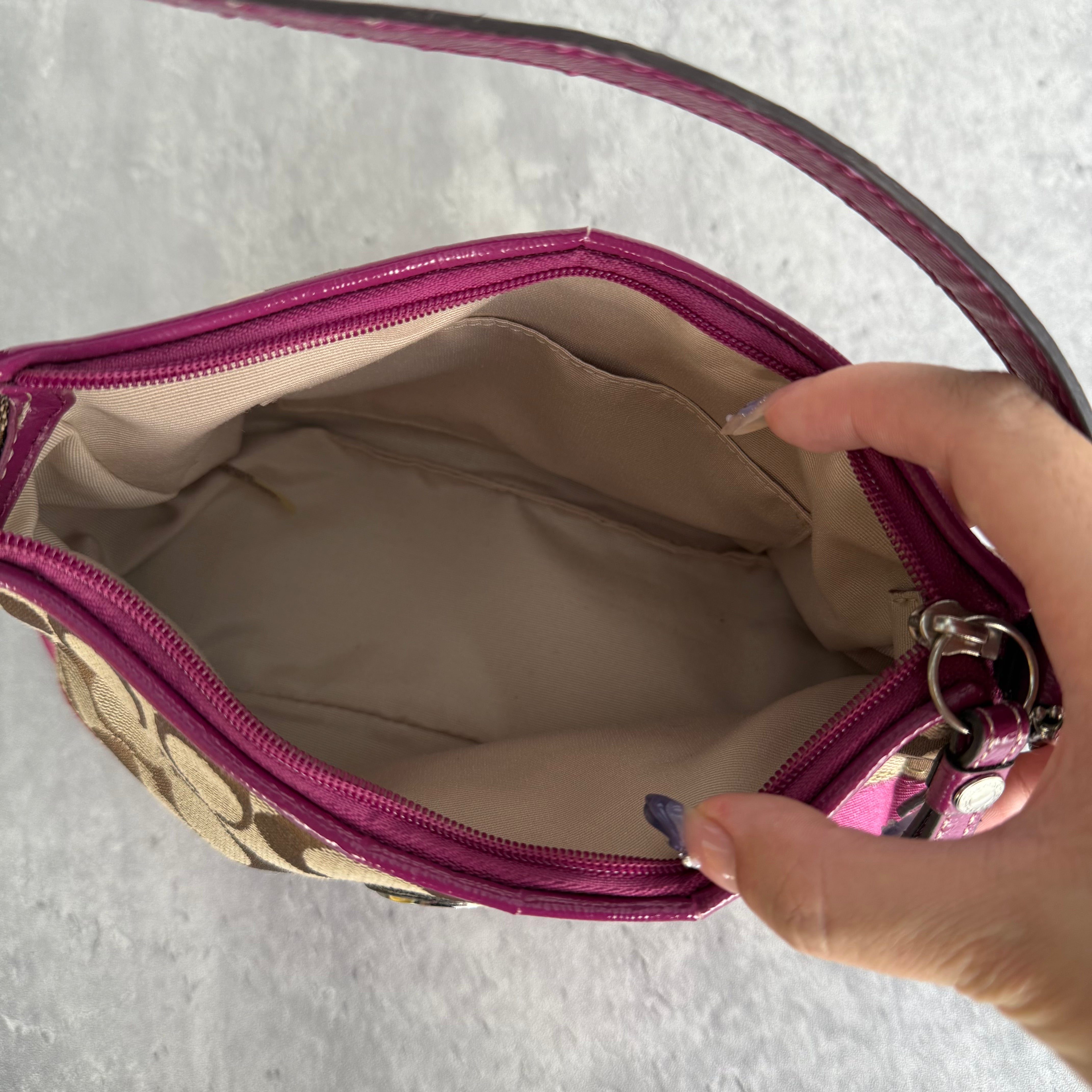 Coach Signature Purple Stripe Shoulder Bag Beige/Purple