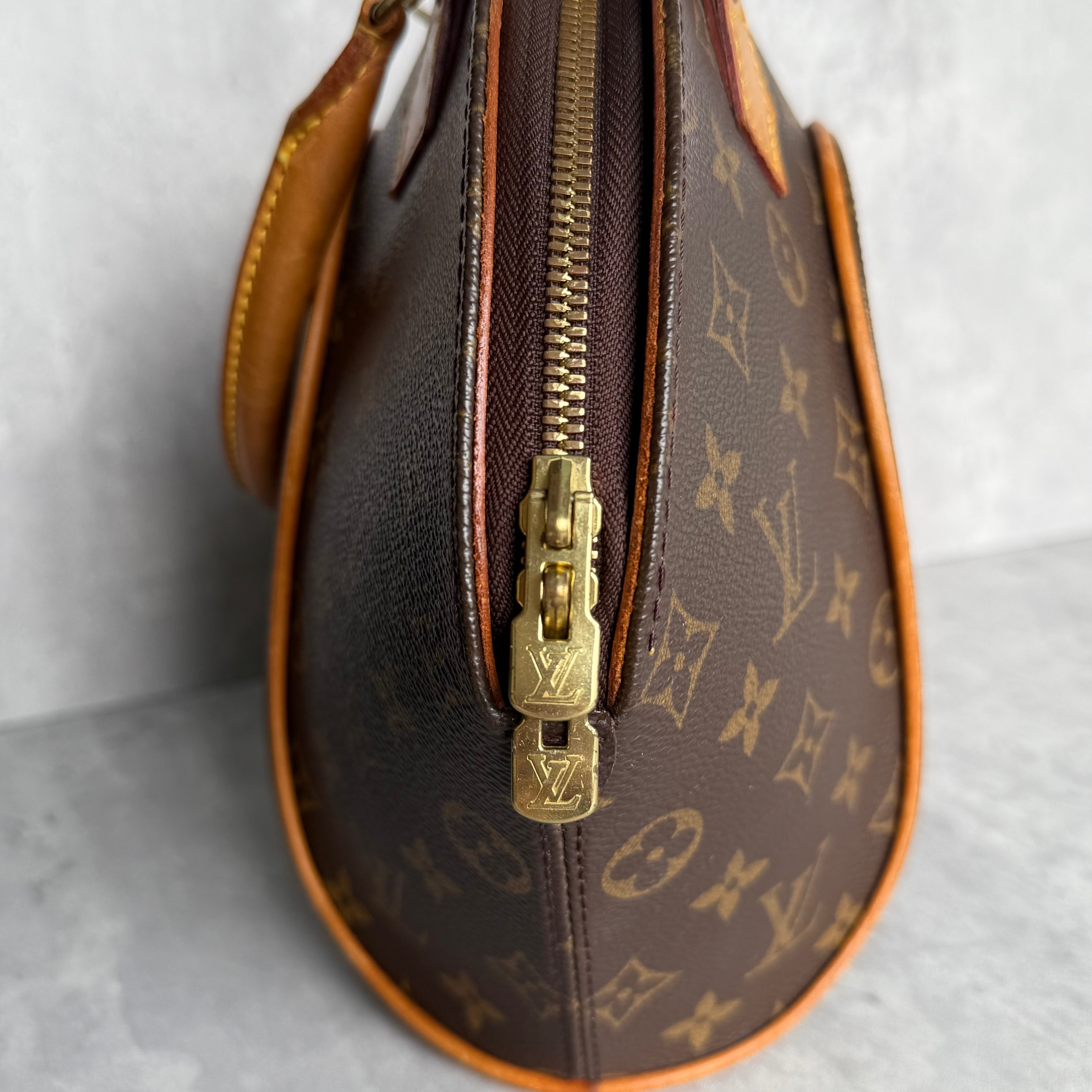 Louis Vuitton PM Monogram Ellipse HandBag