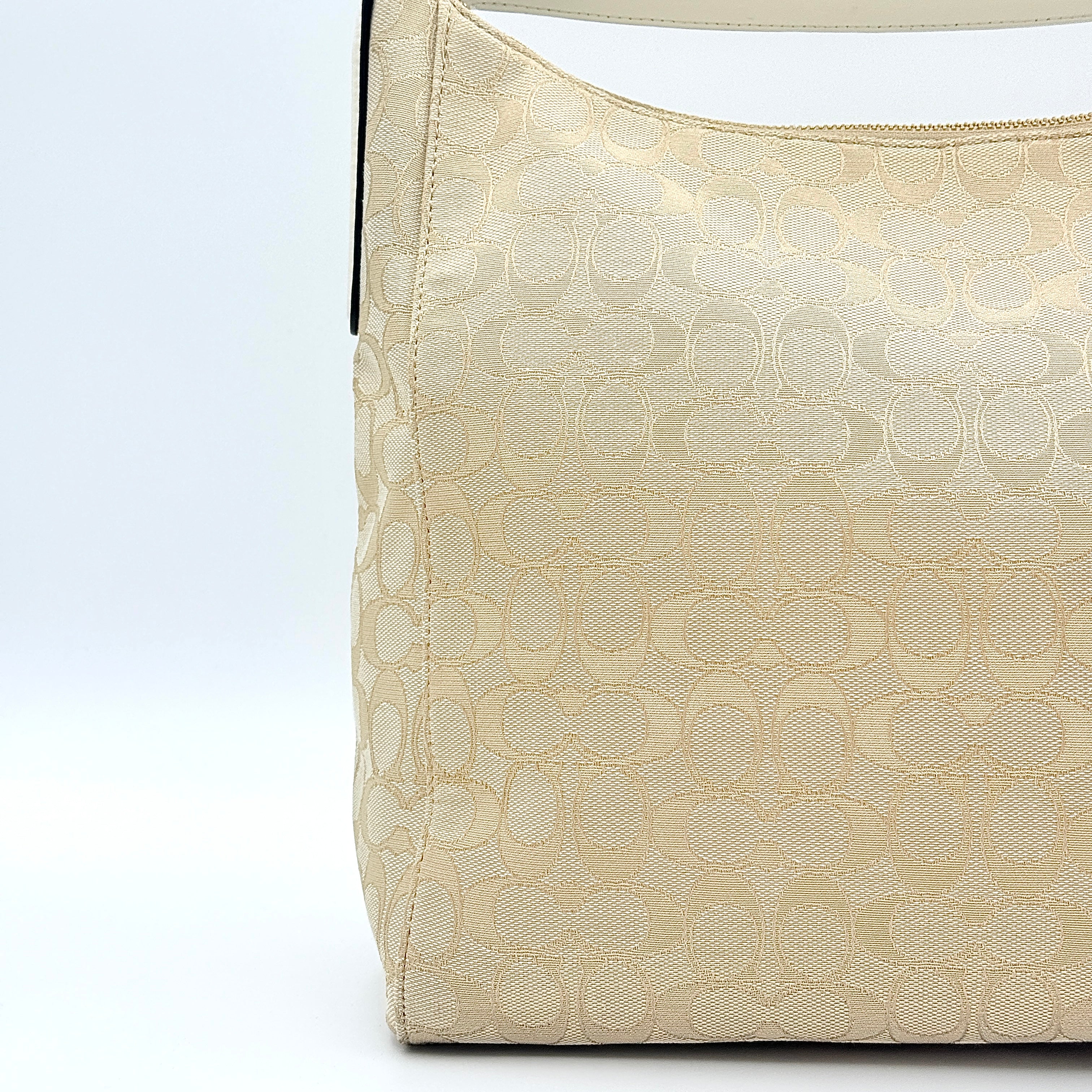 Coach 2Way Signature Celeste Convertible Hobo Shoulder Bag Beige/White