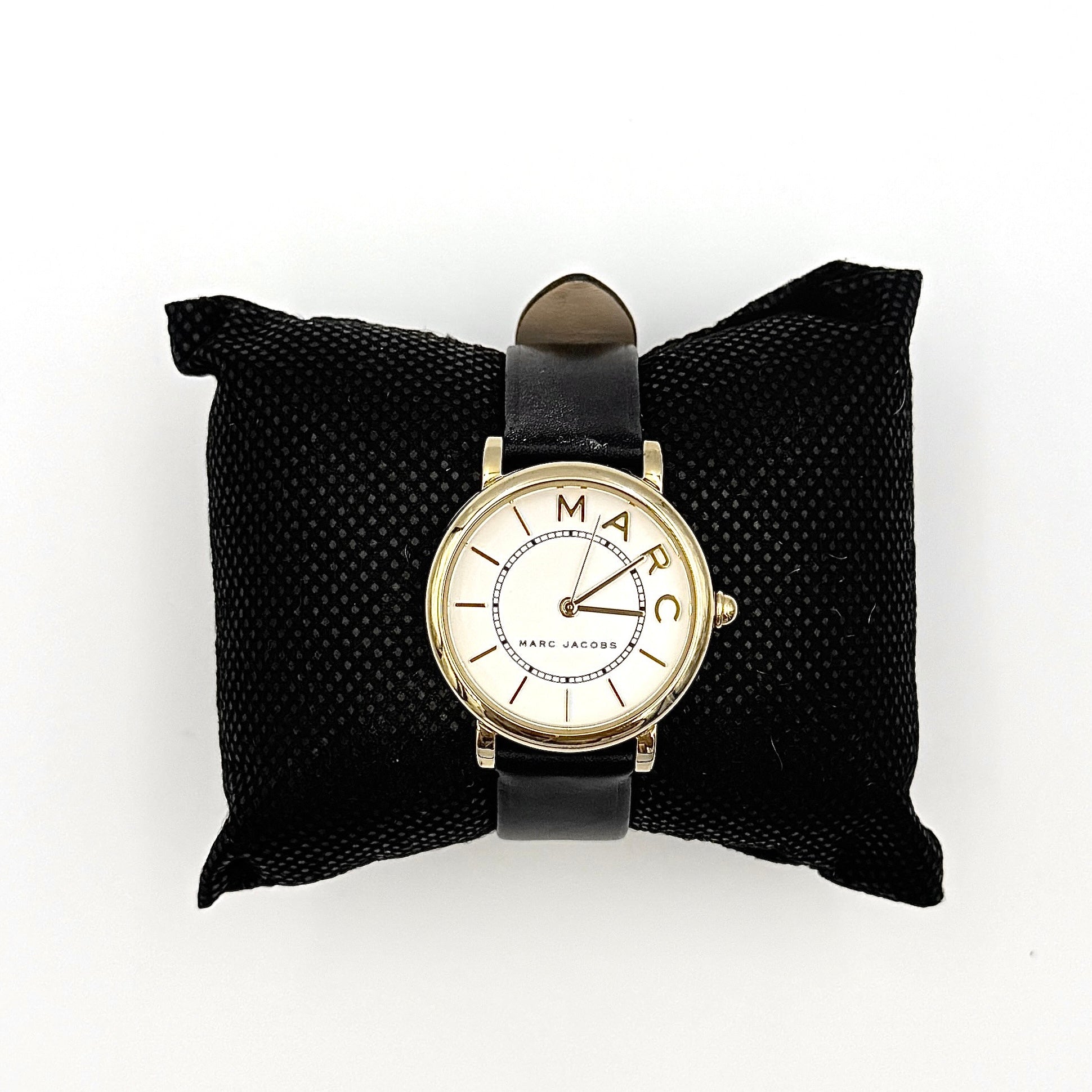 Marc Jacobs Roxy MJ1532 Gold Tone Watch Black