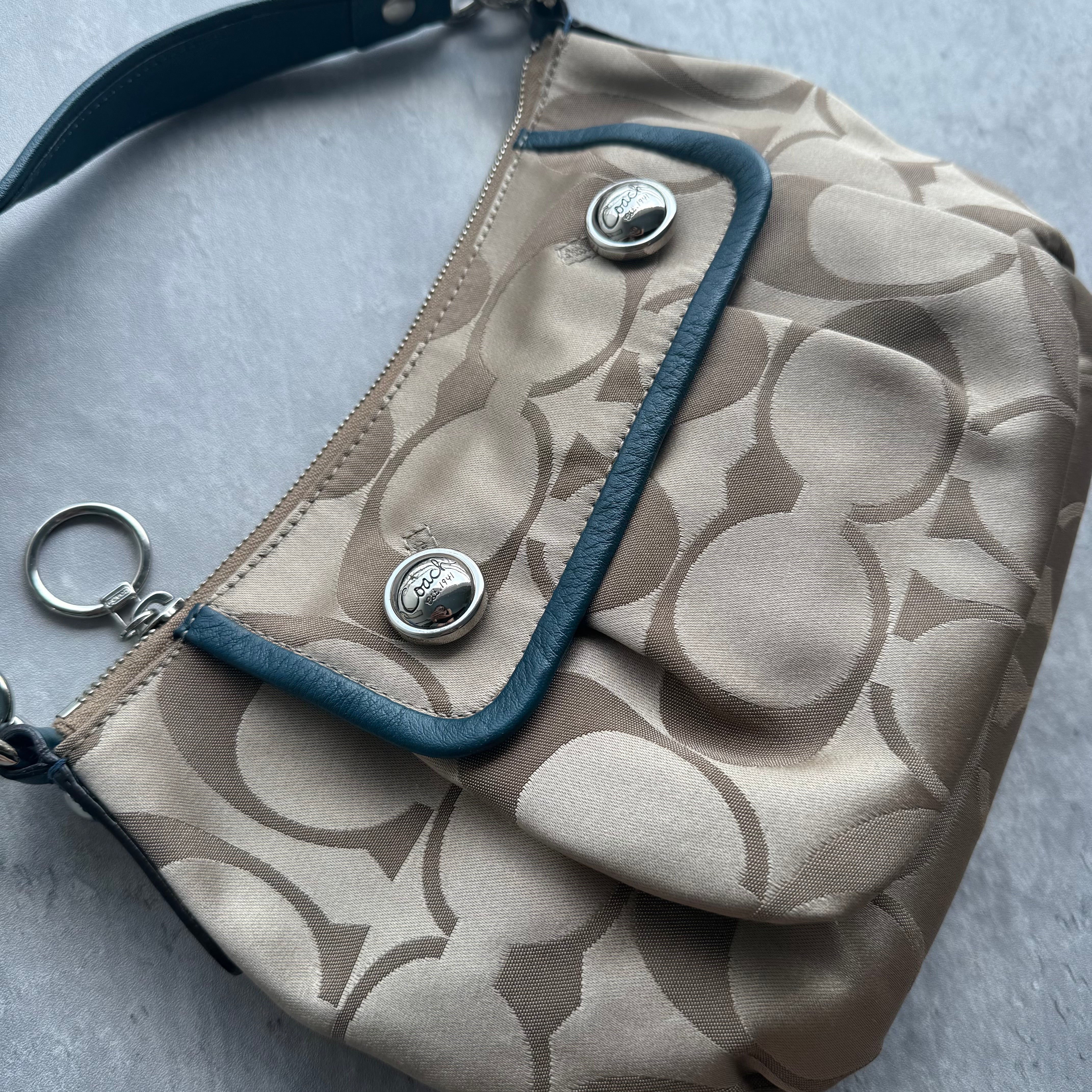 Coach 2Way Signature Shoulder Bag Beige/Blue