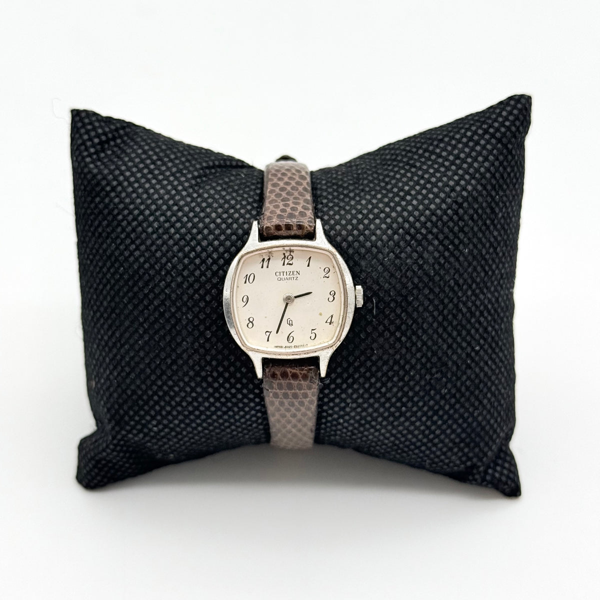 Citizen Quartz 9052135 Watch Silver