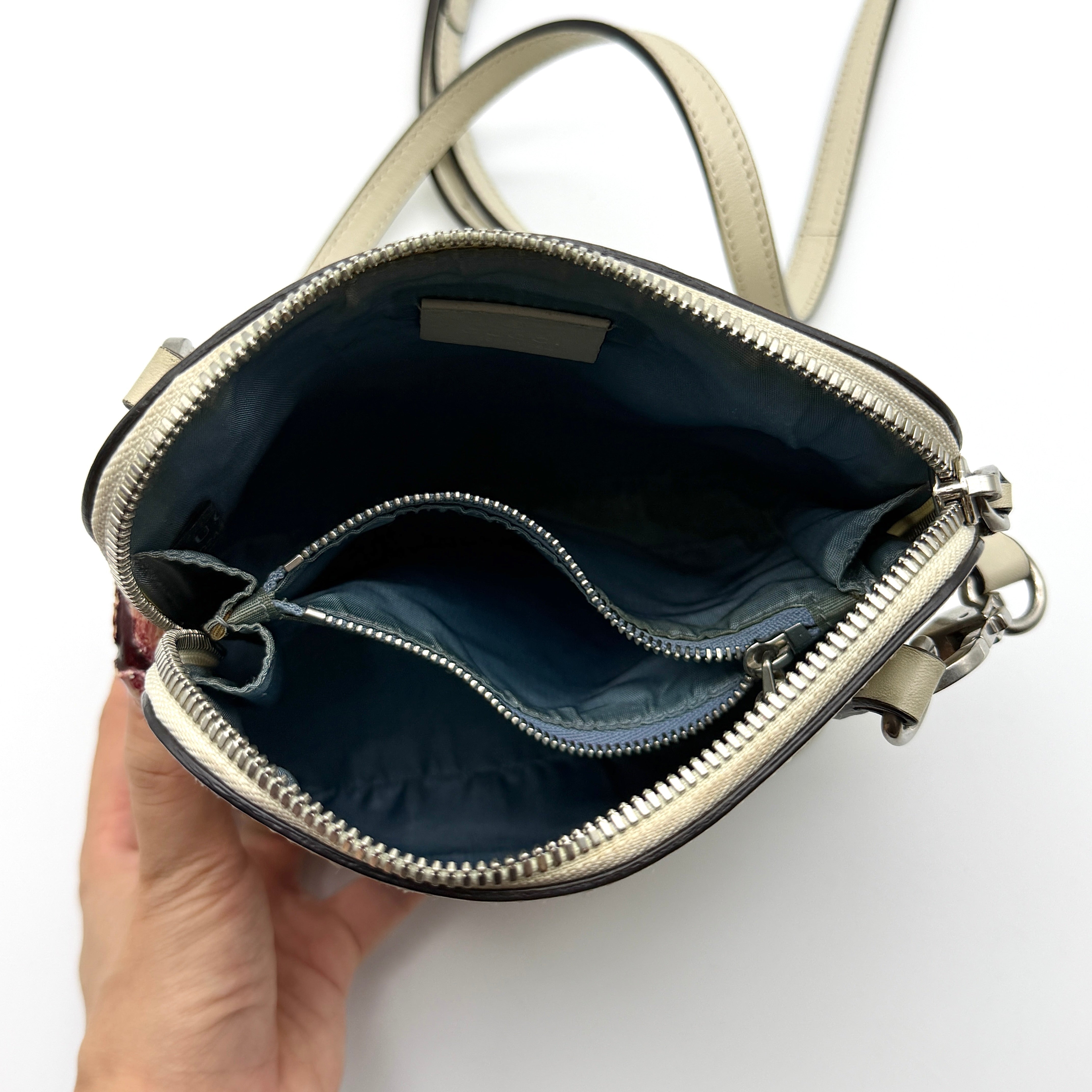 Gucci Guccy Mini Dome Crossbody Bag White/Gold