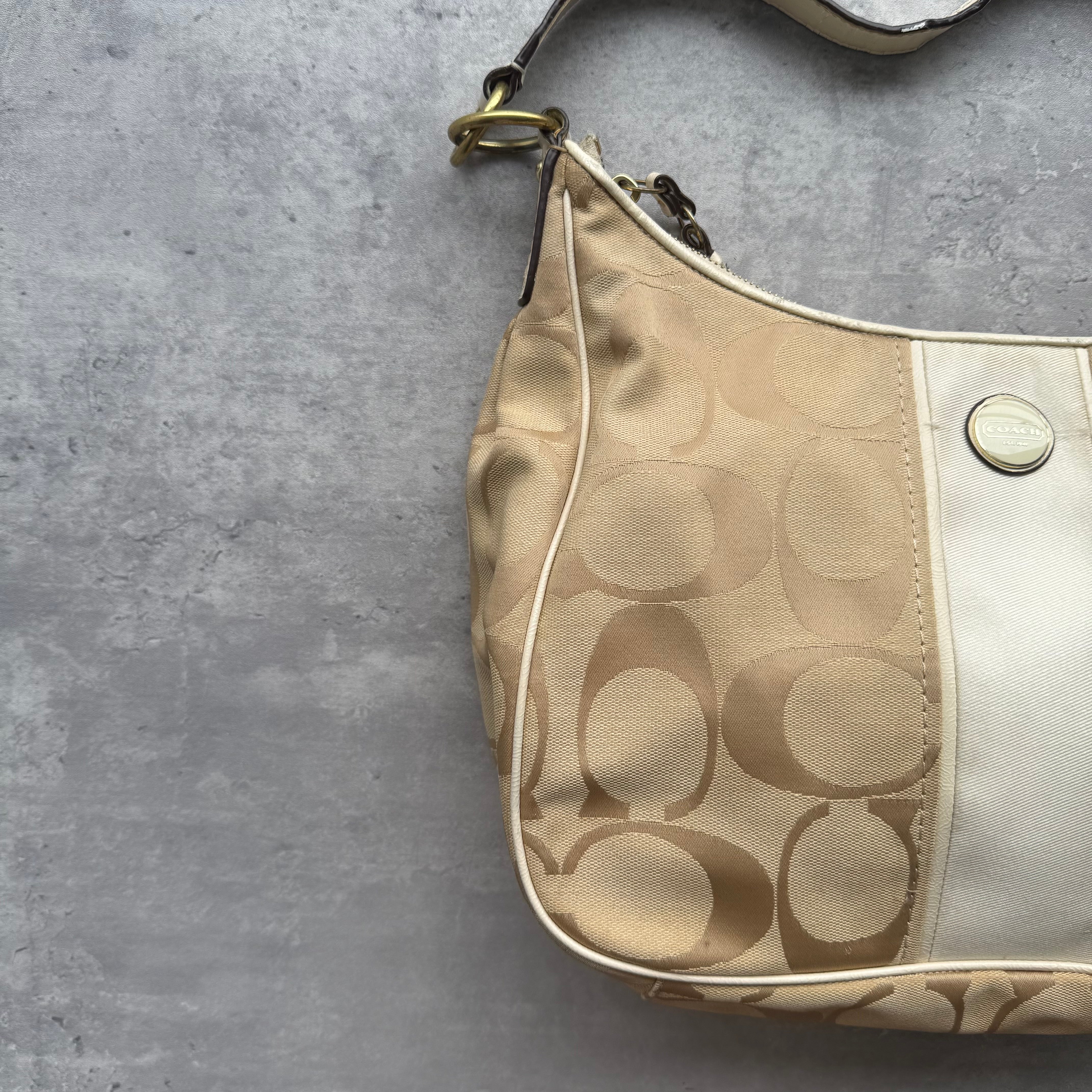 Coach 2Way Signature Stripe Large ShoulderBag Beige/White