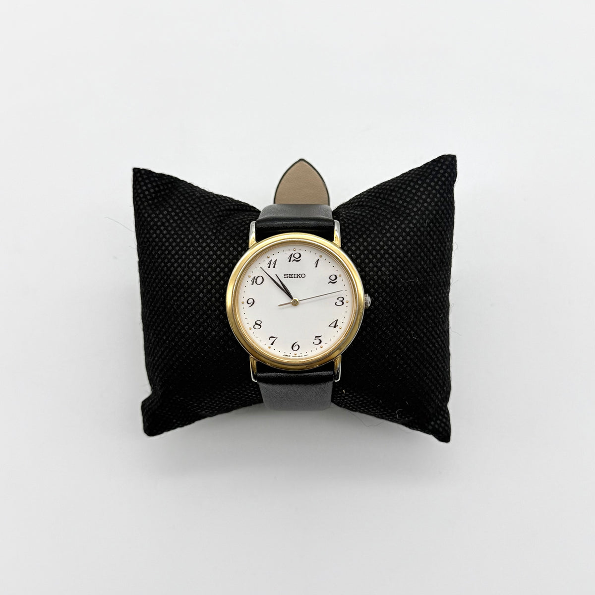 Seiko White Dial 7N01-0BH0 Quartz Wristwatch Gold