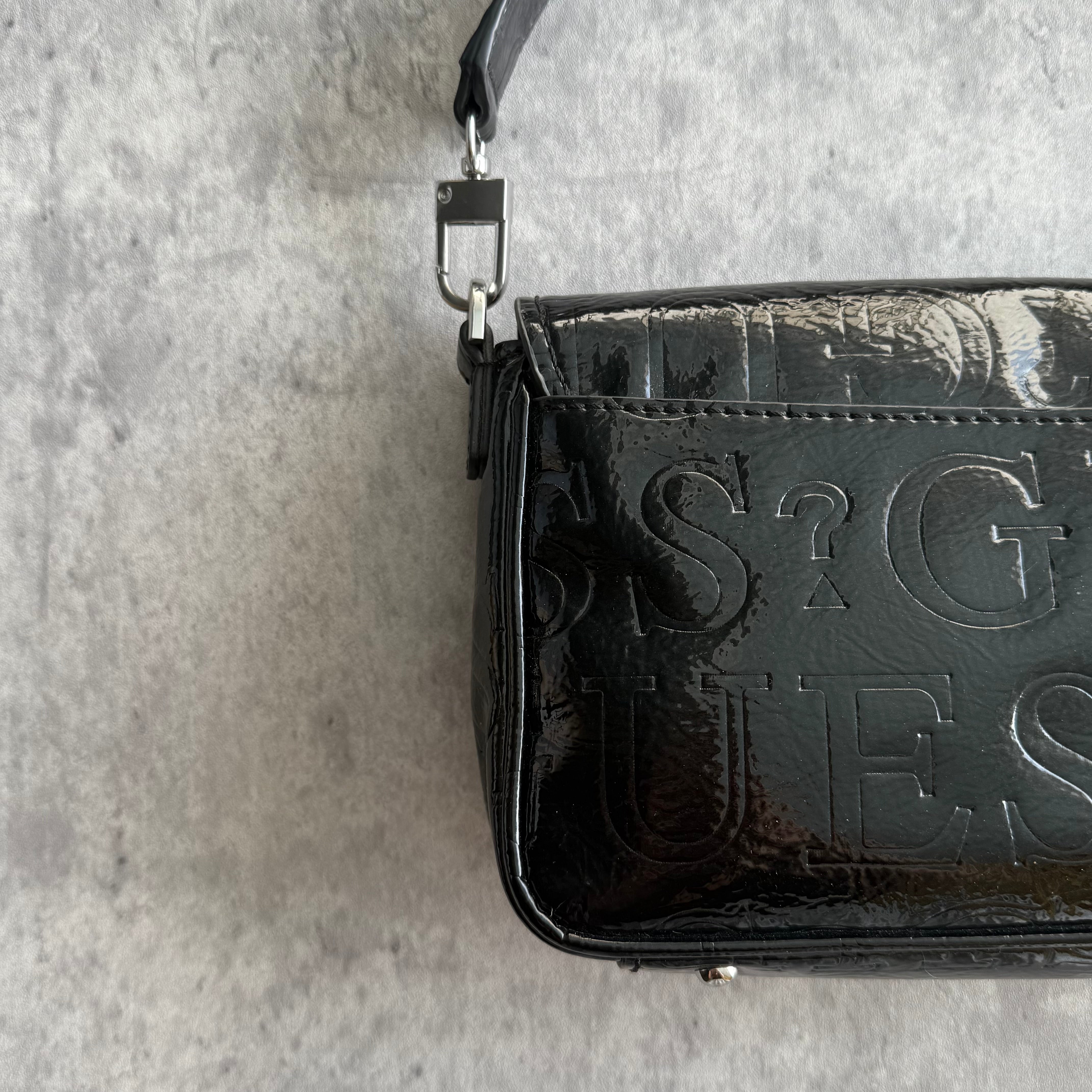 Guess Y2K G Logo Embossed Patent ShoulderBag Black