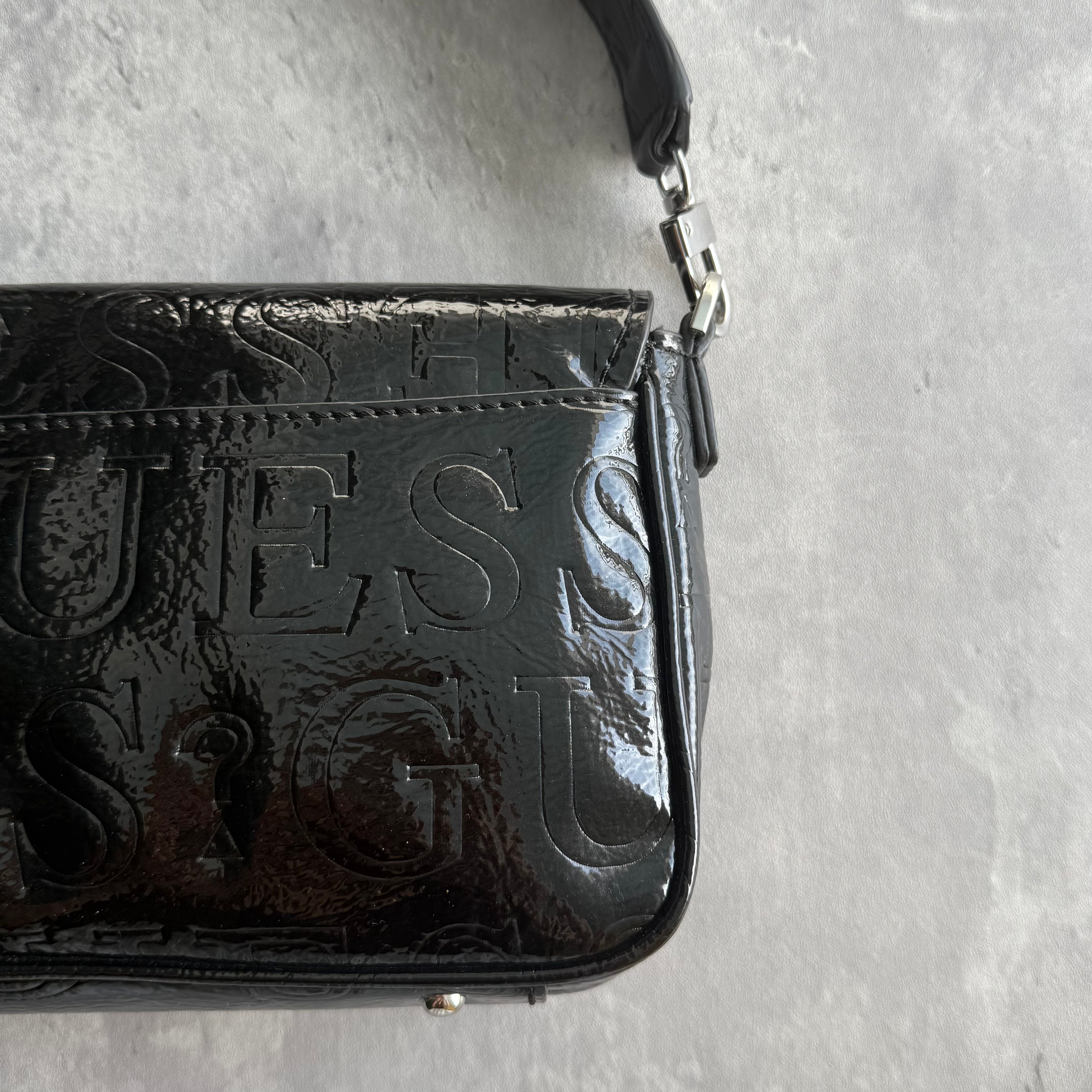 Guess Y2K G Logo Embossed Patent ShoulderBag Black