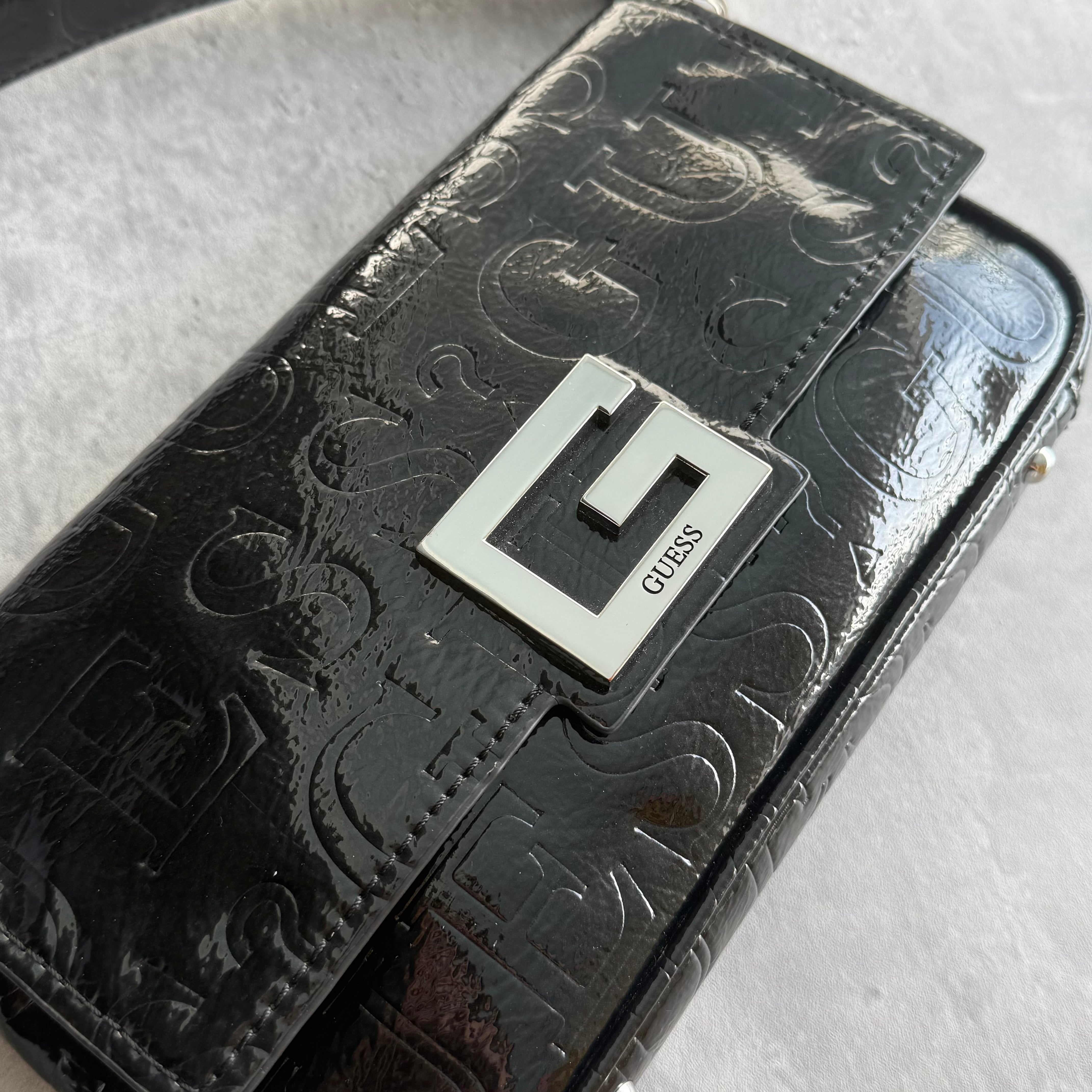 Guess Y2K G Logo Embossed Patent ShoulderBag Black