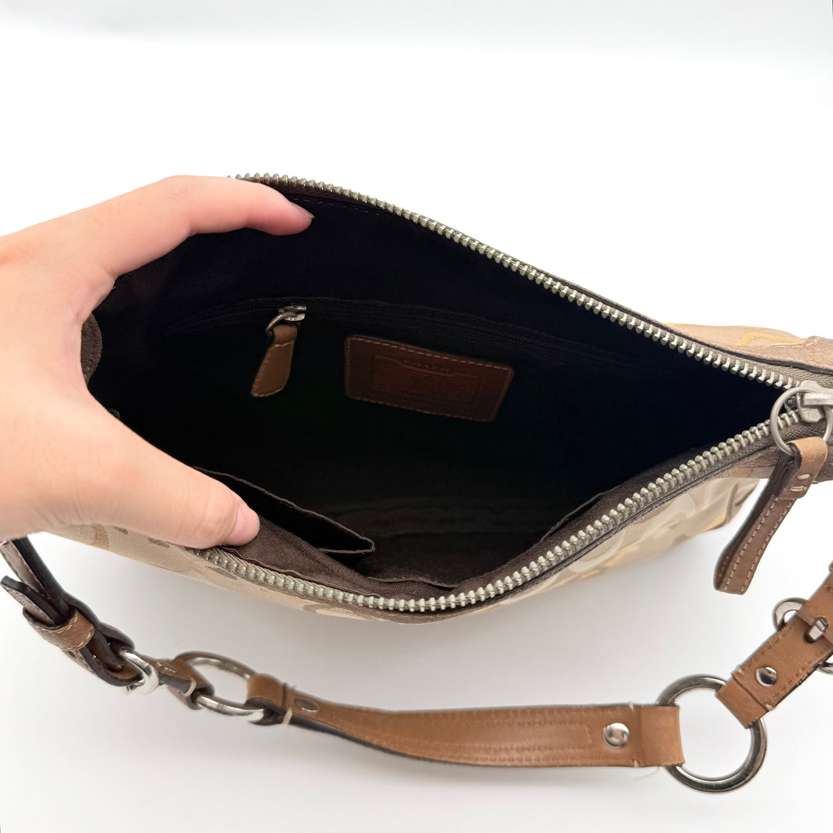 Coach Signature Chelsea Shoulder Bag Brown