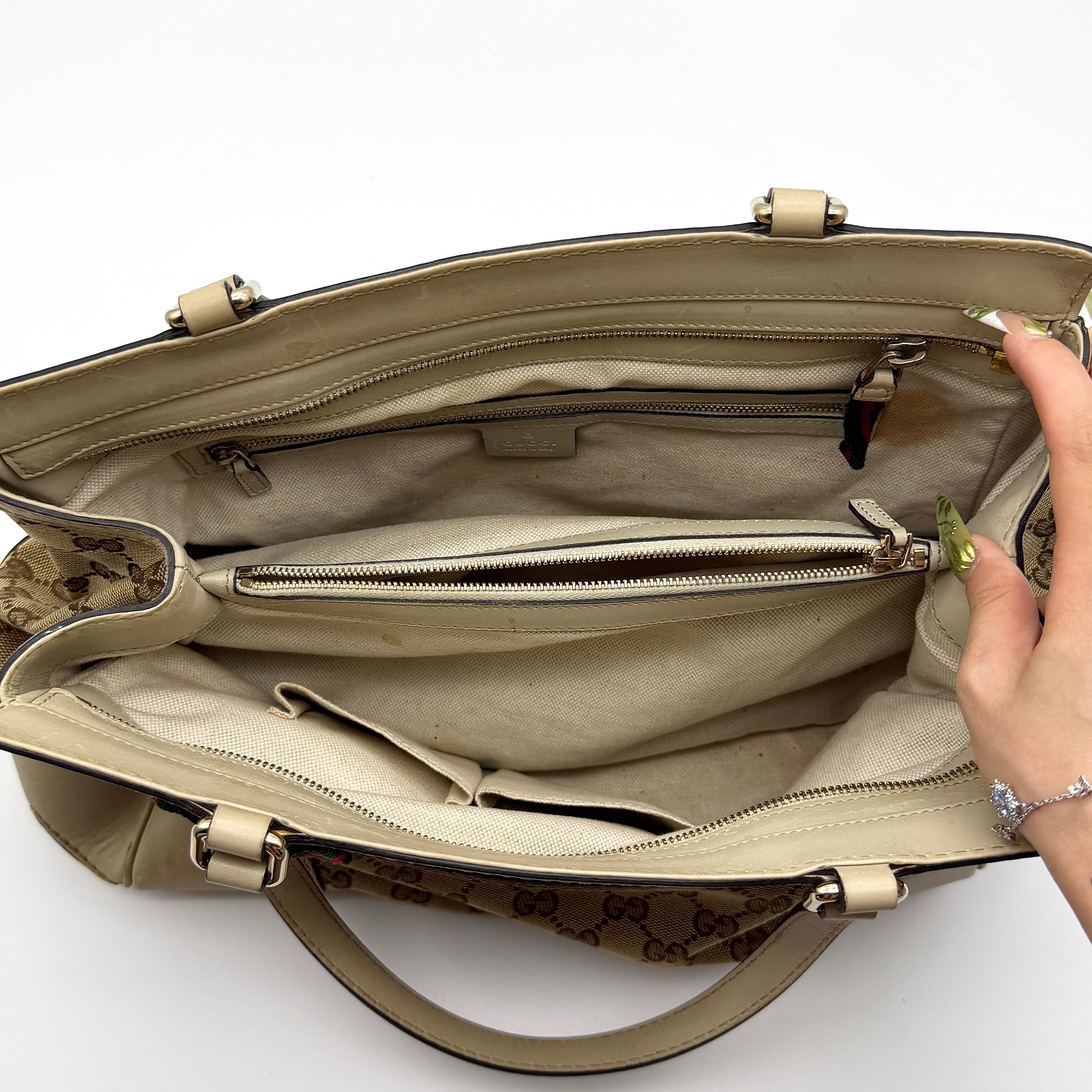 Gucci GG Monogram Ribbon Shoulder Bag Beige/White