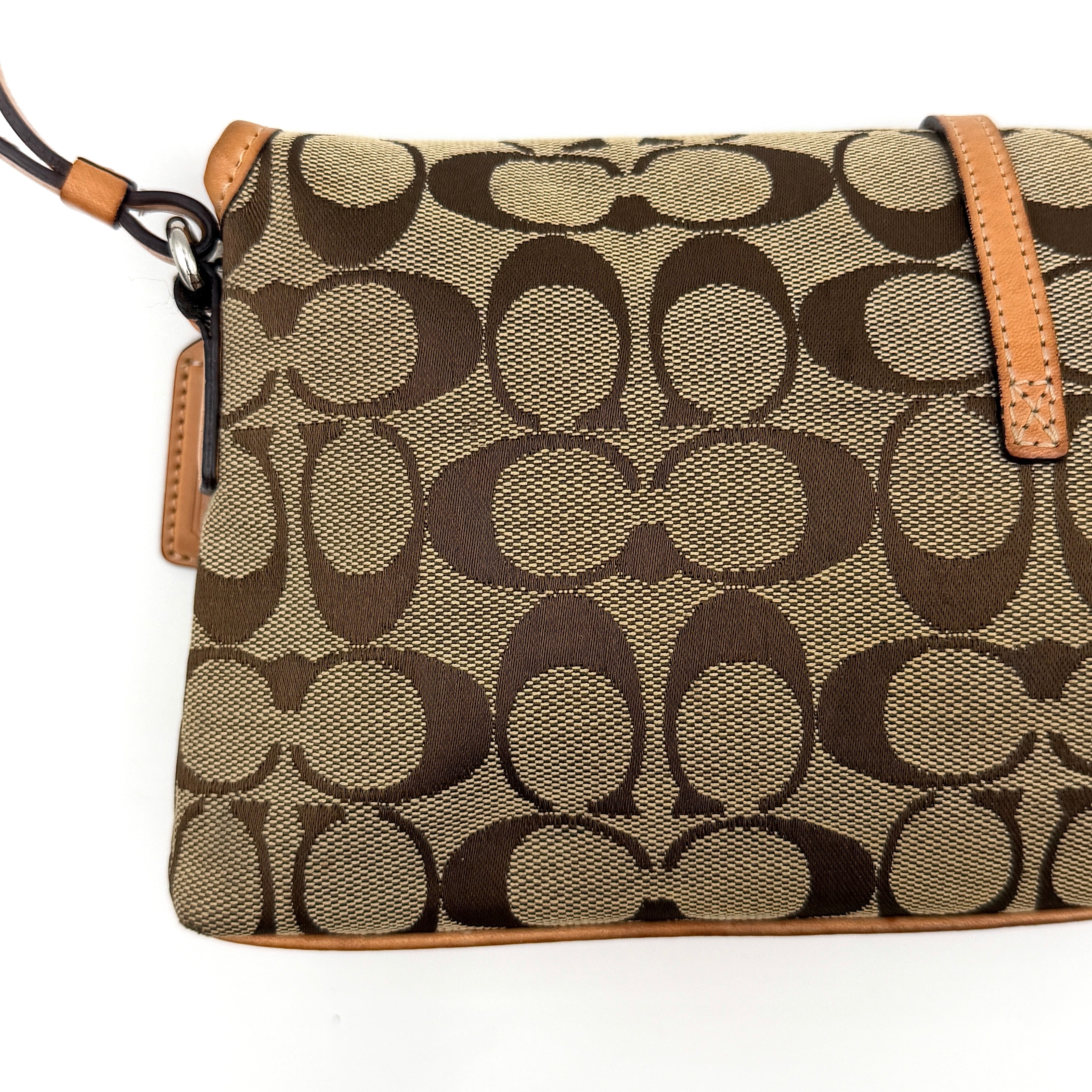 Coach Y2K Demi Clip Baguette Shoulder Bag Beige/Tan