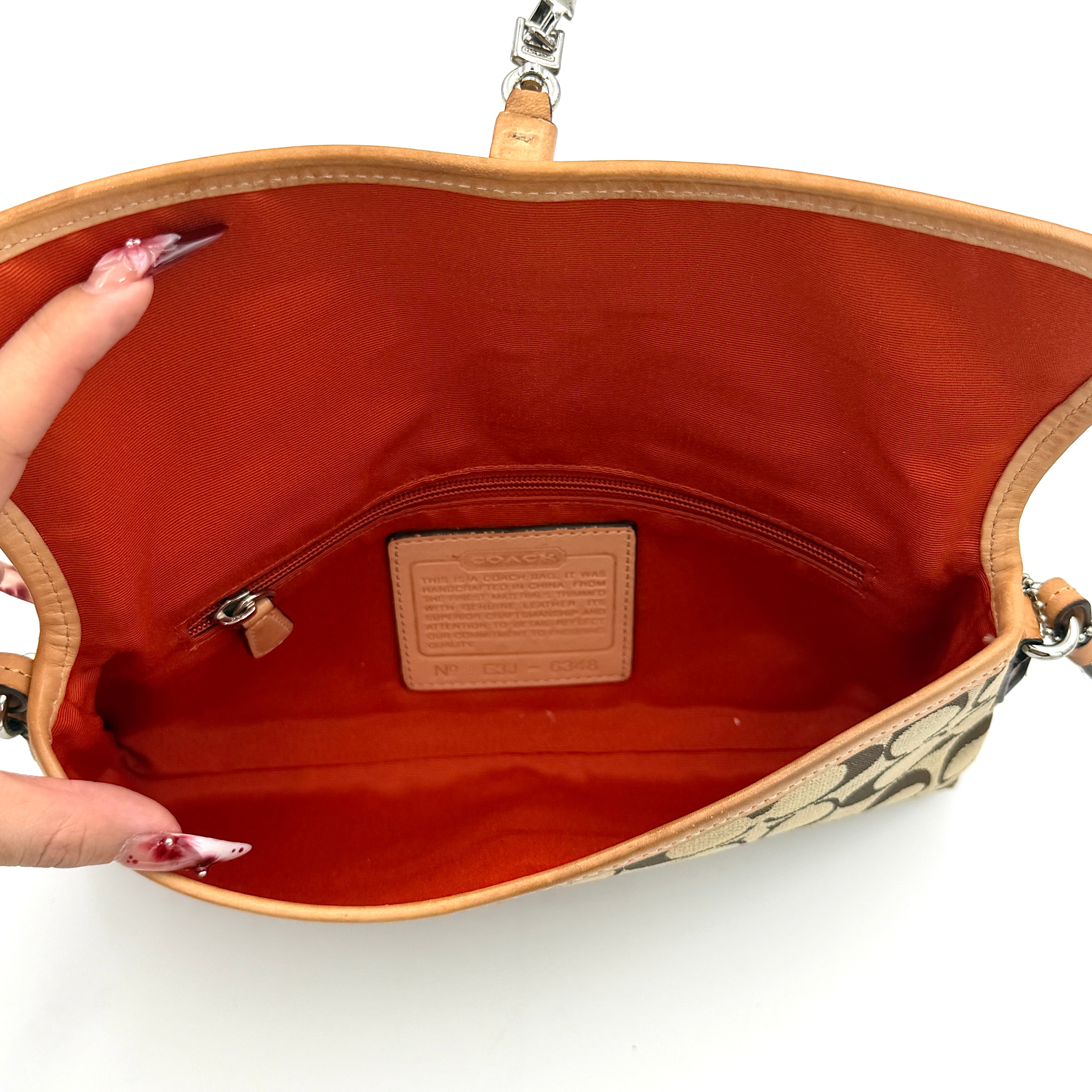 Coach Y2K Demi Clip Baguette Shoulder Bag Beige/Tan
