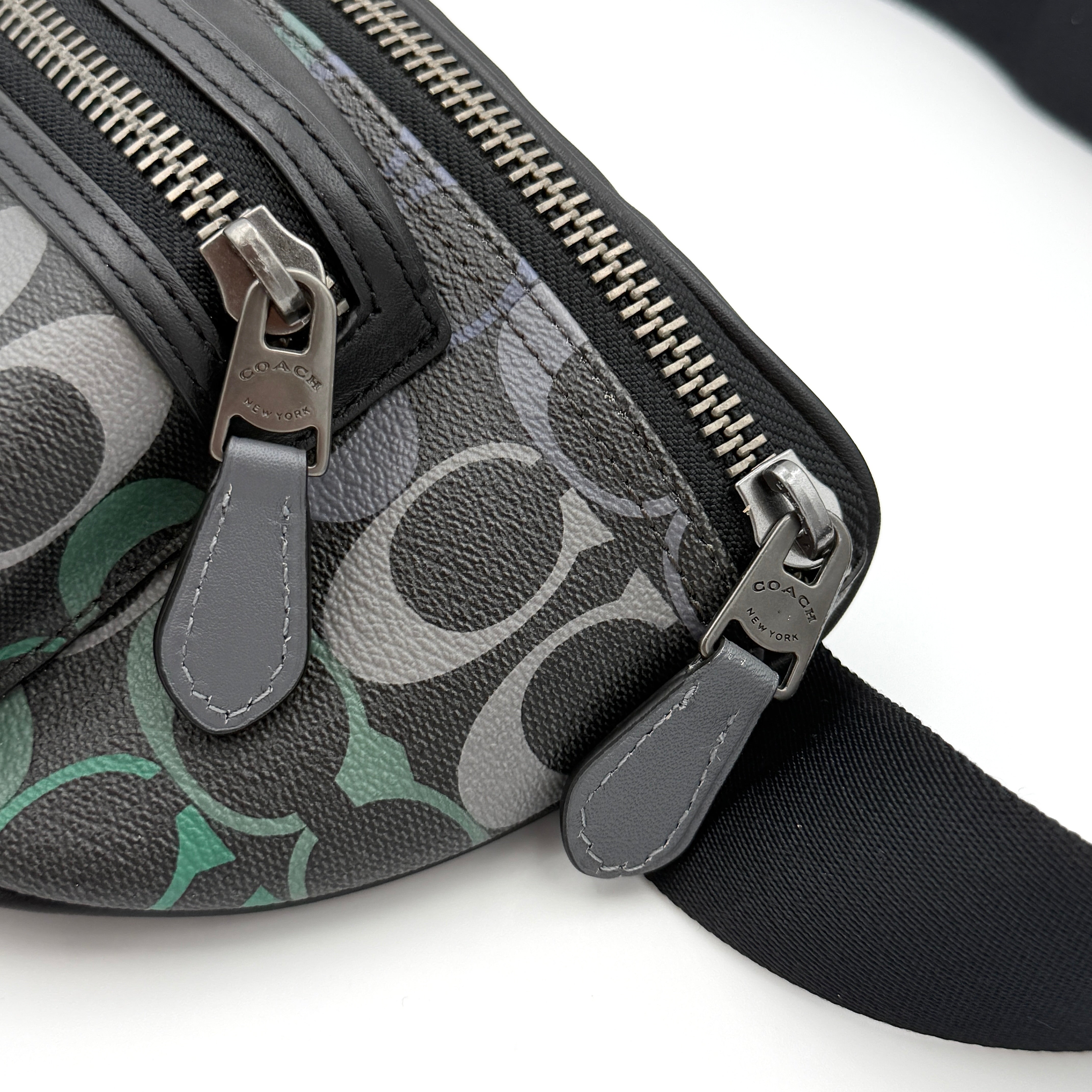Coach Signature Westway Belt Bag Multi