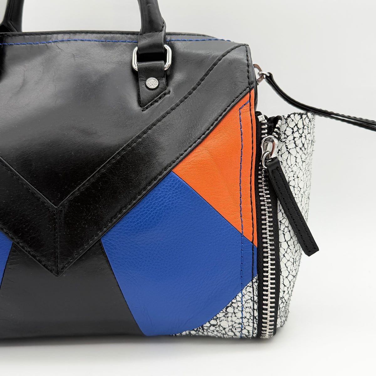 Diesel Le-Zipper 2Way Color-Block Leather Handbag Multicolor