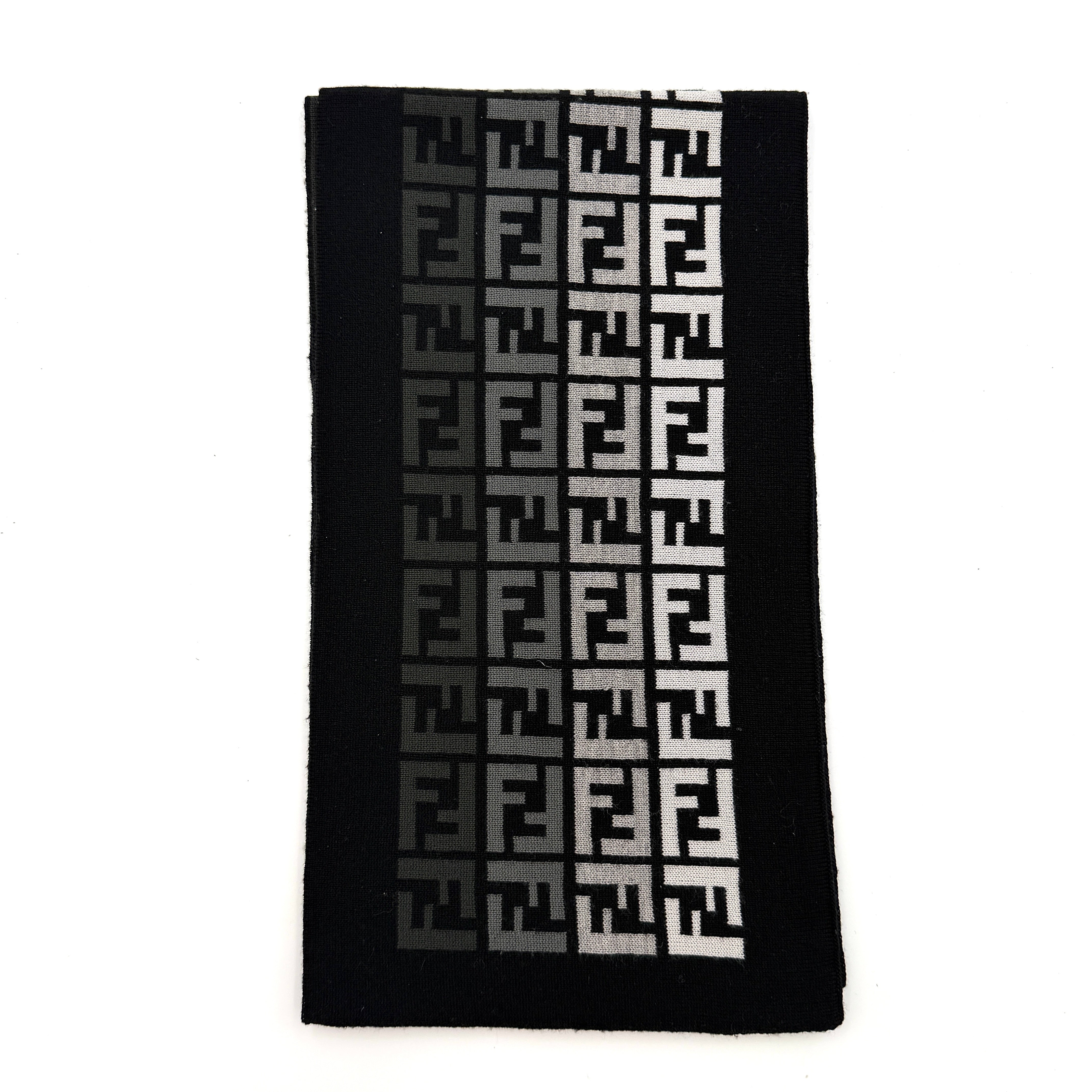 Fendi FF Zucca Gradient Wool Scarf Black/Grey