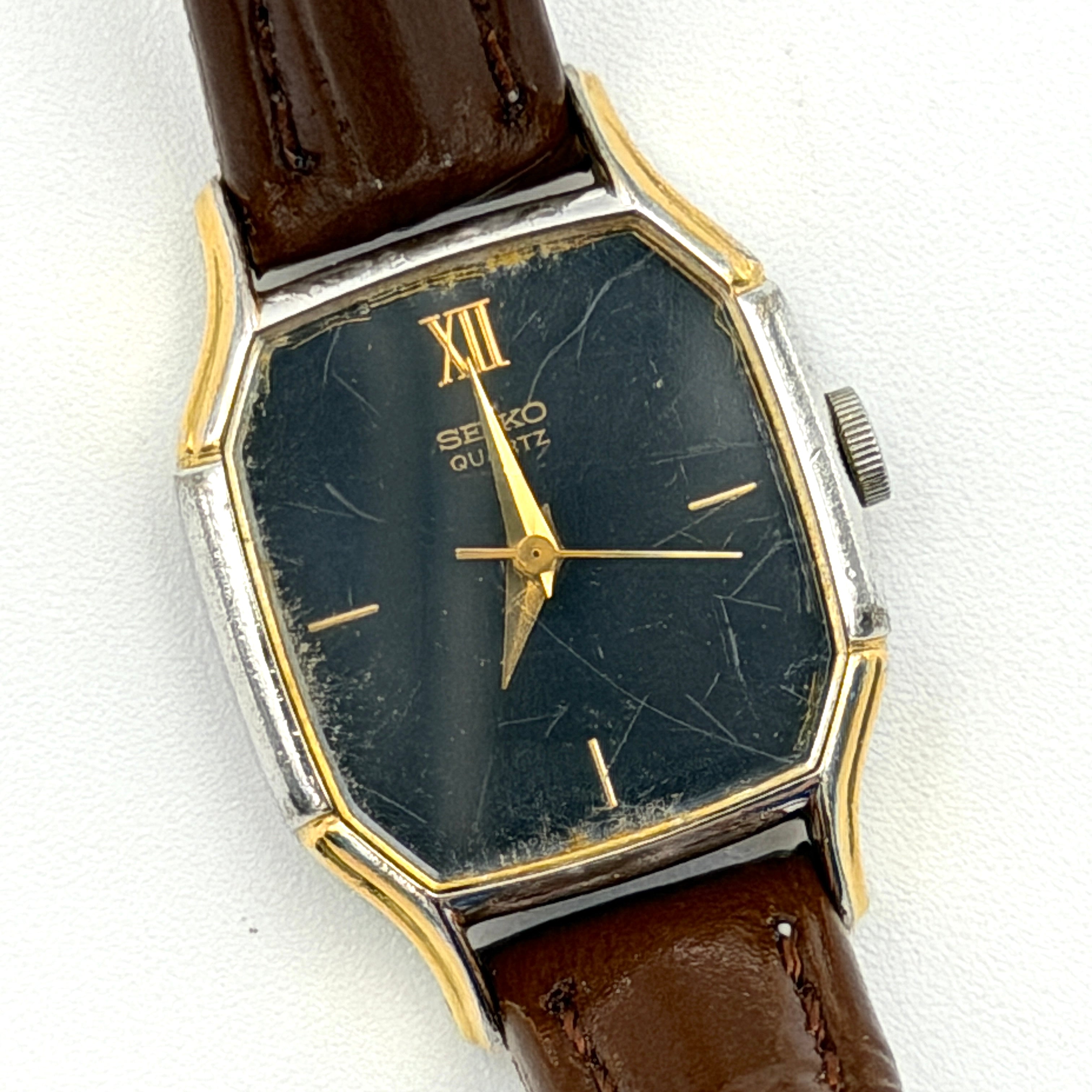 Seiko Tank 1421-566A Quartz Watch Gold/Black
