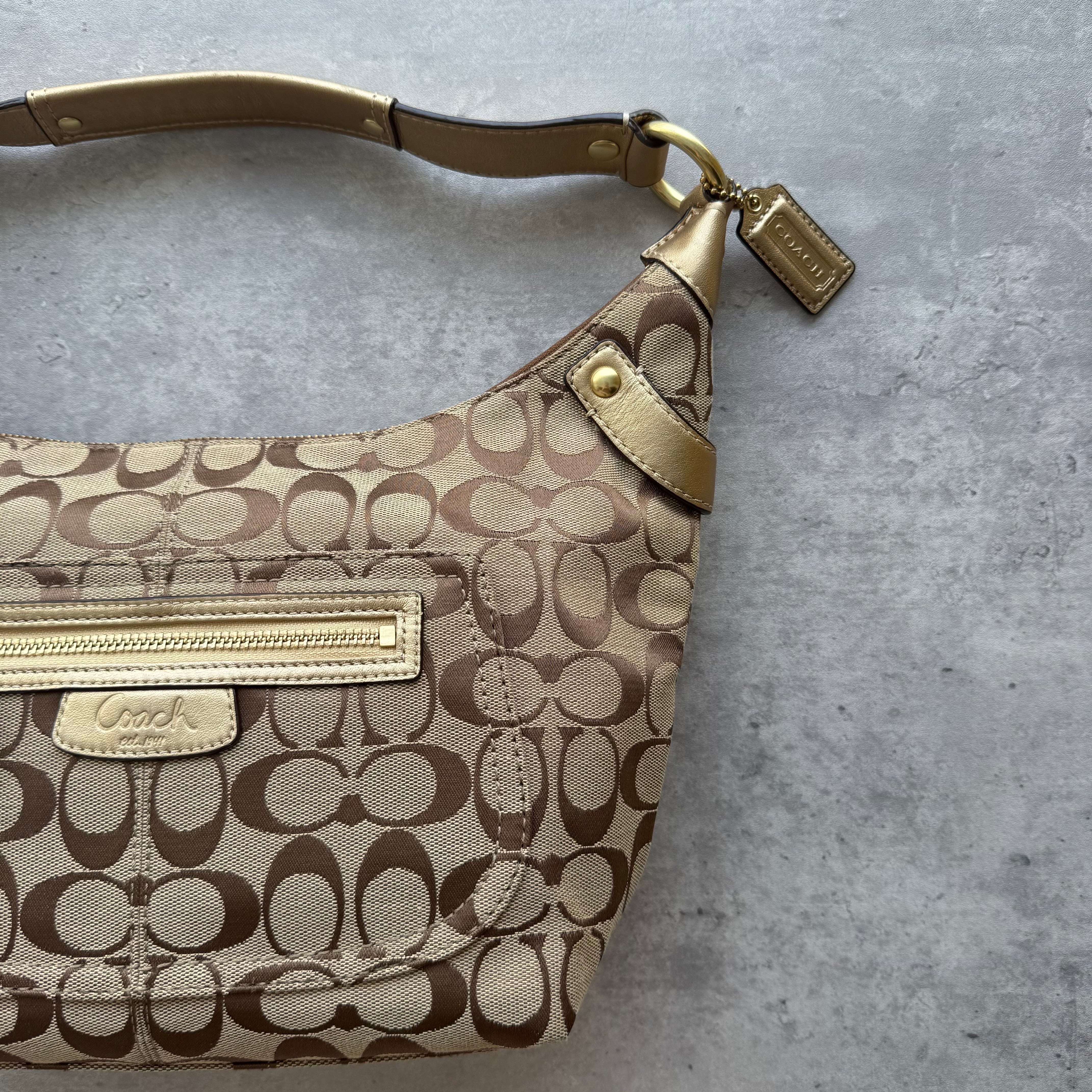Coach Signature Penelope Shoulder Bag Beige/Gold