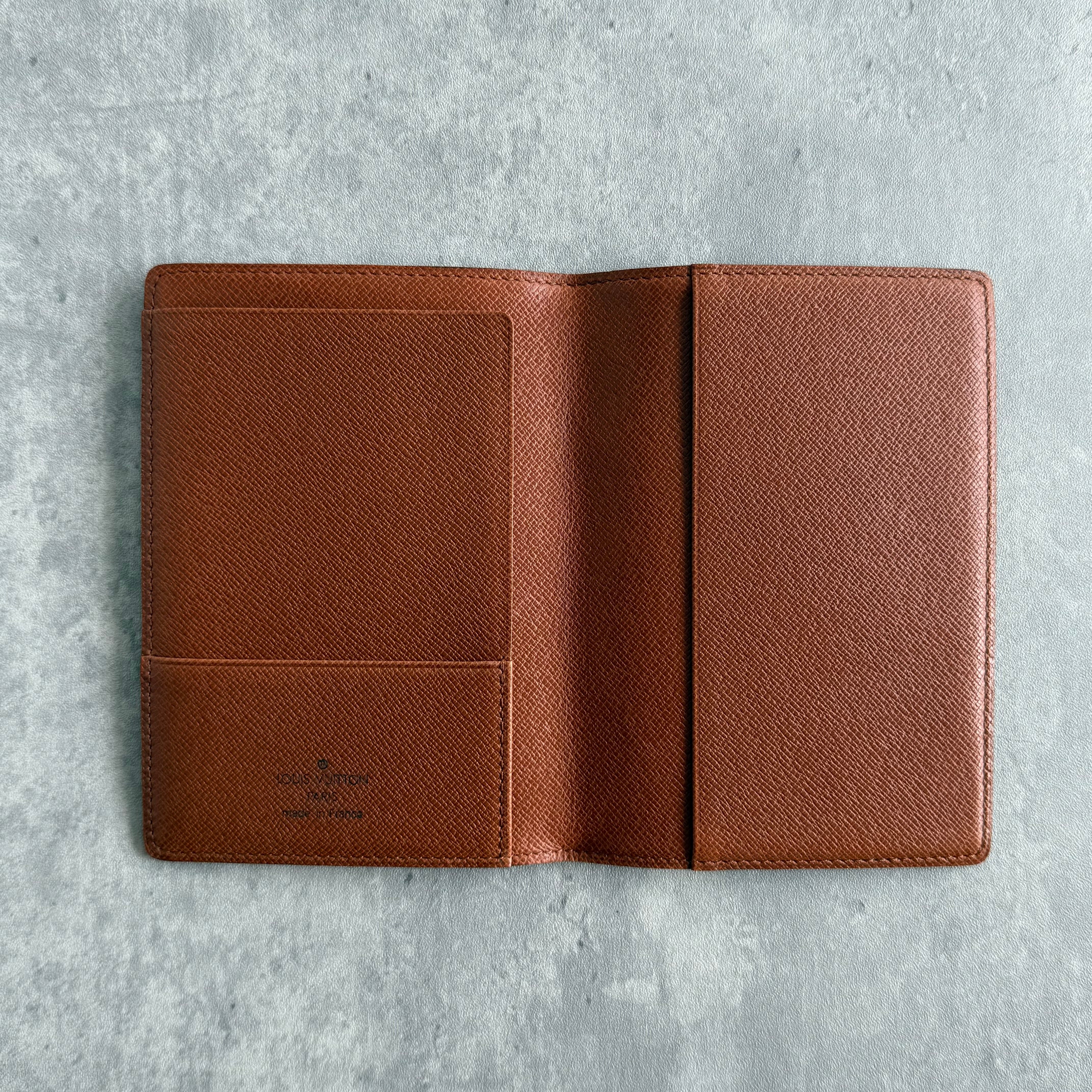 Louis Vuitton Monogram Canvas Passport Cover