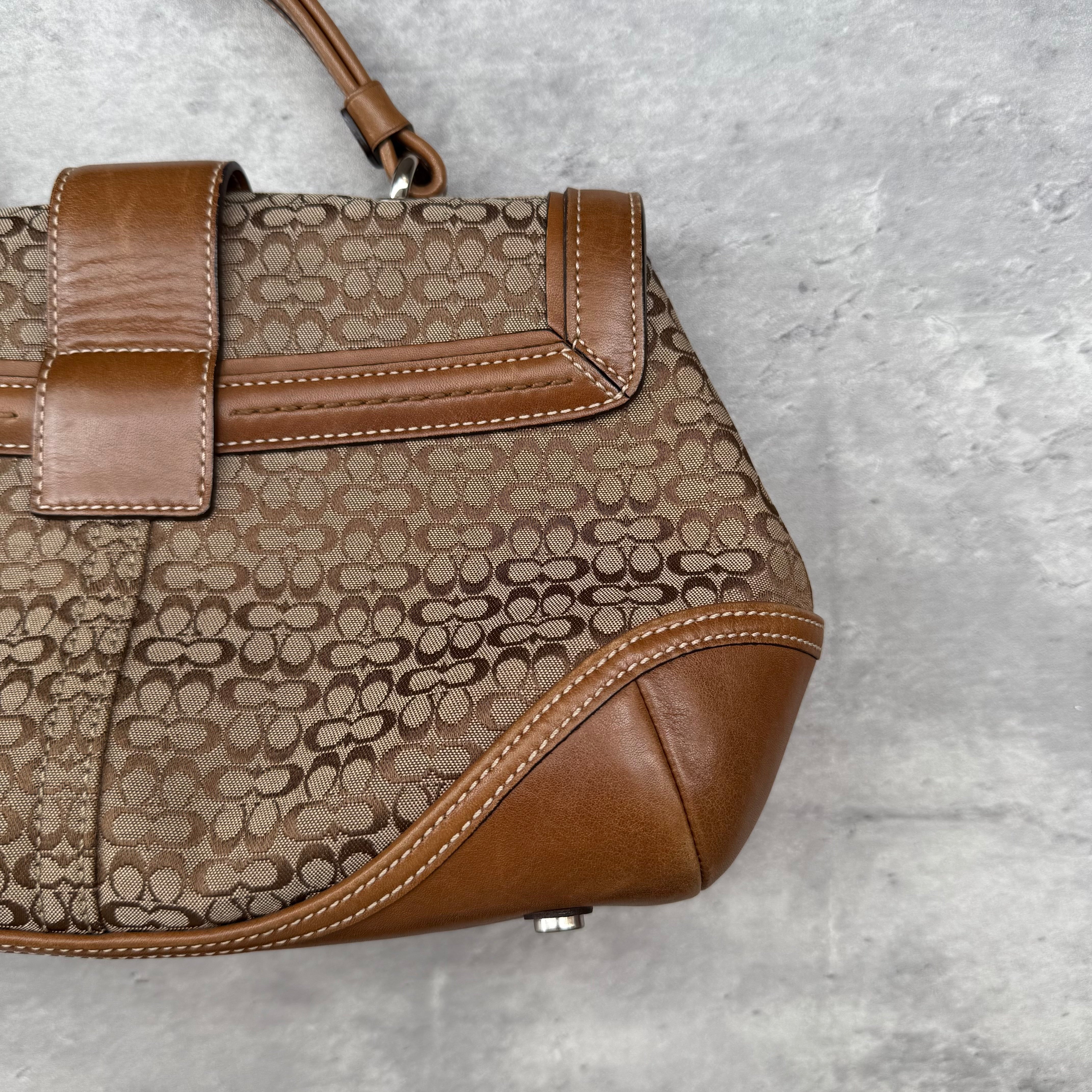 Coach Y2K Soho Shoulder Bag Tan