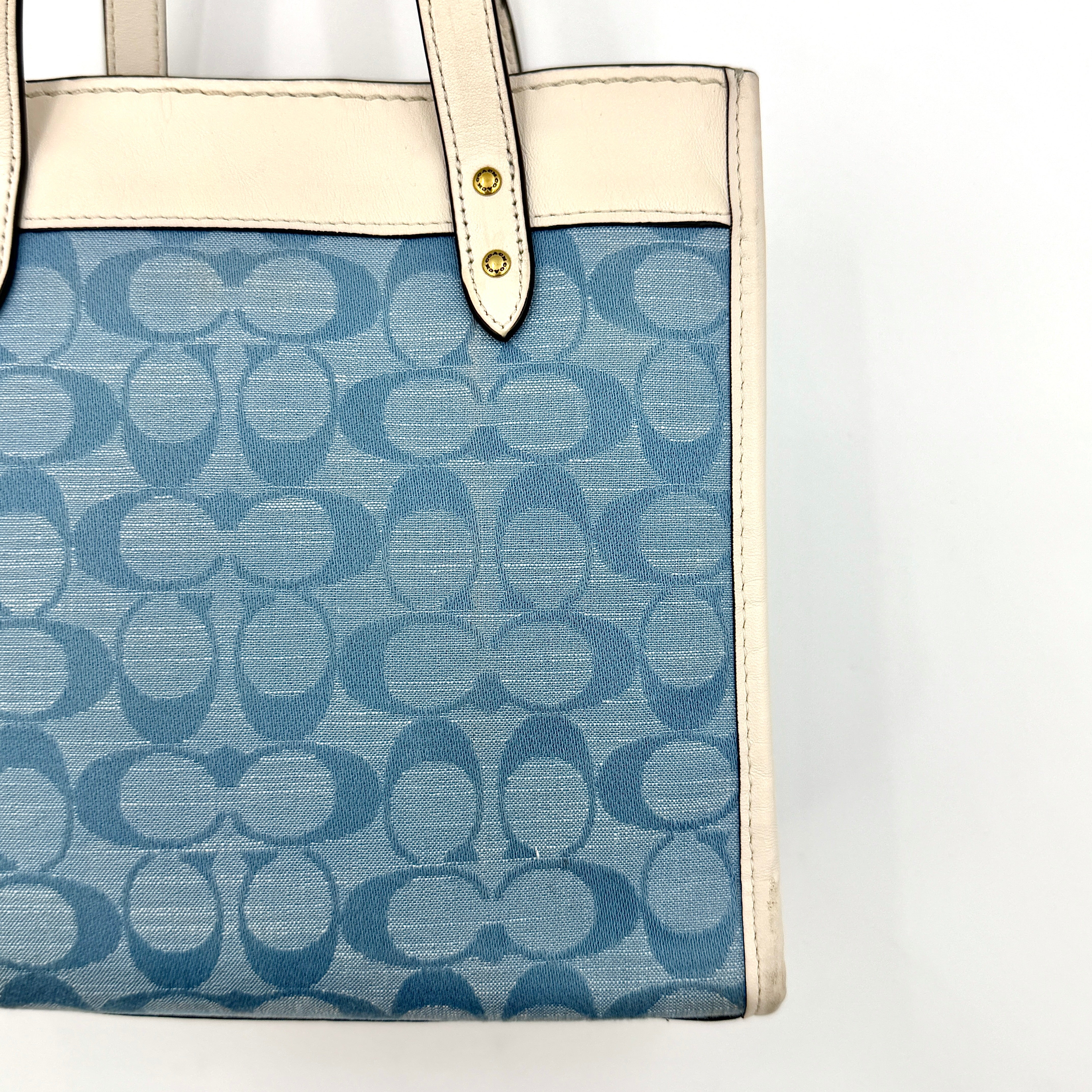 Coach 2Way Field 22 Chambray Light Washed Denim Tote Bag
