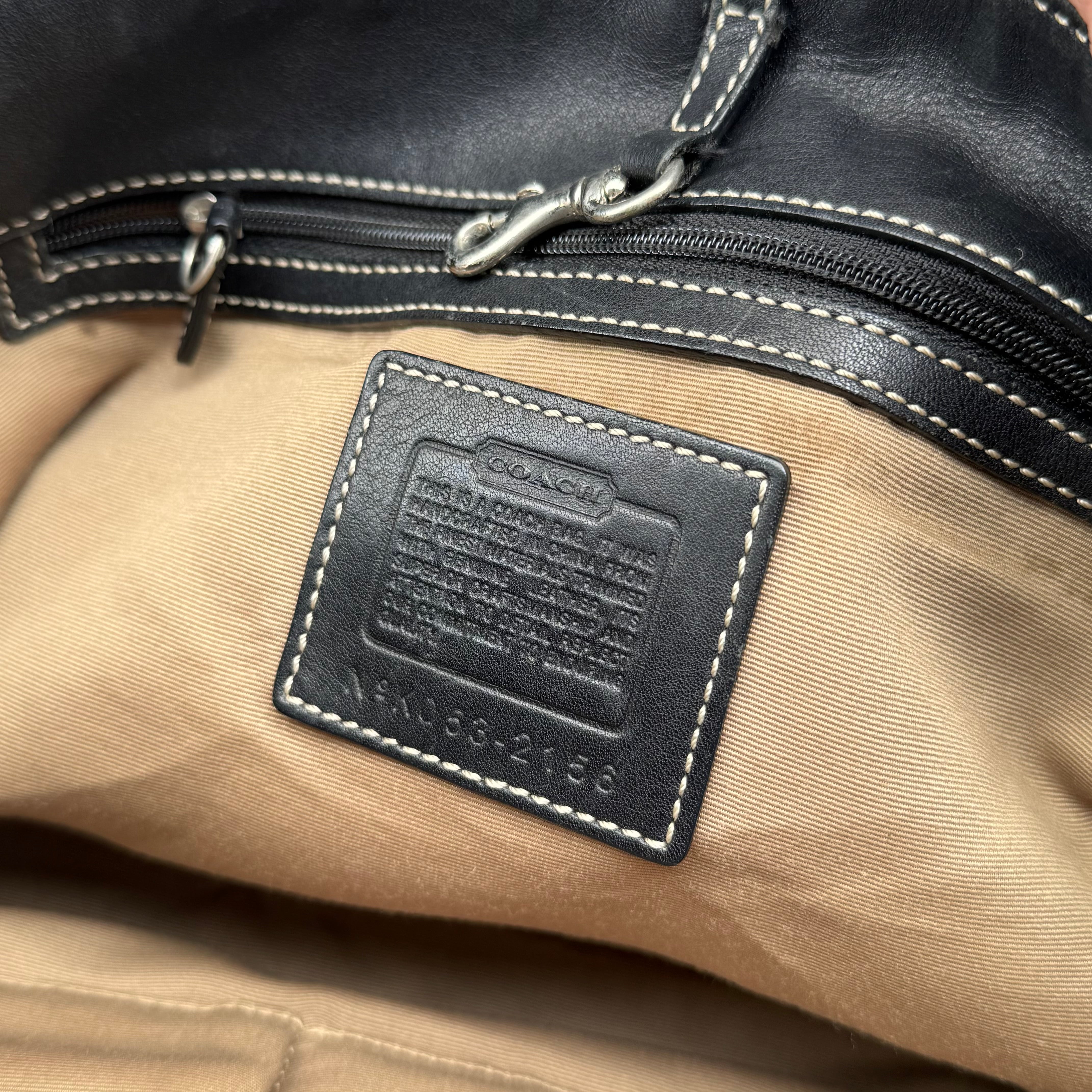 Coach Signature Canvas ShoulderBag Black