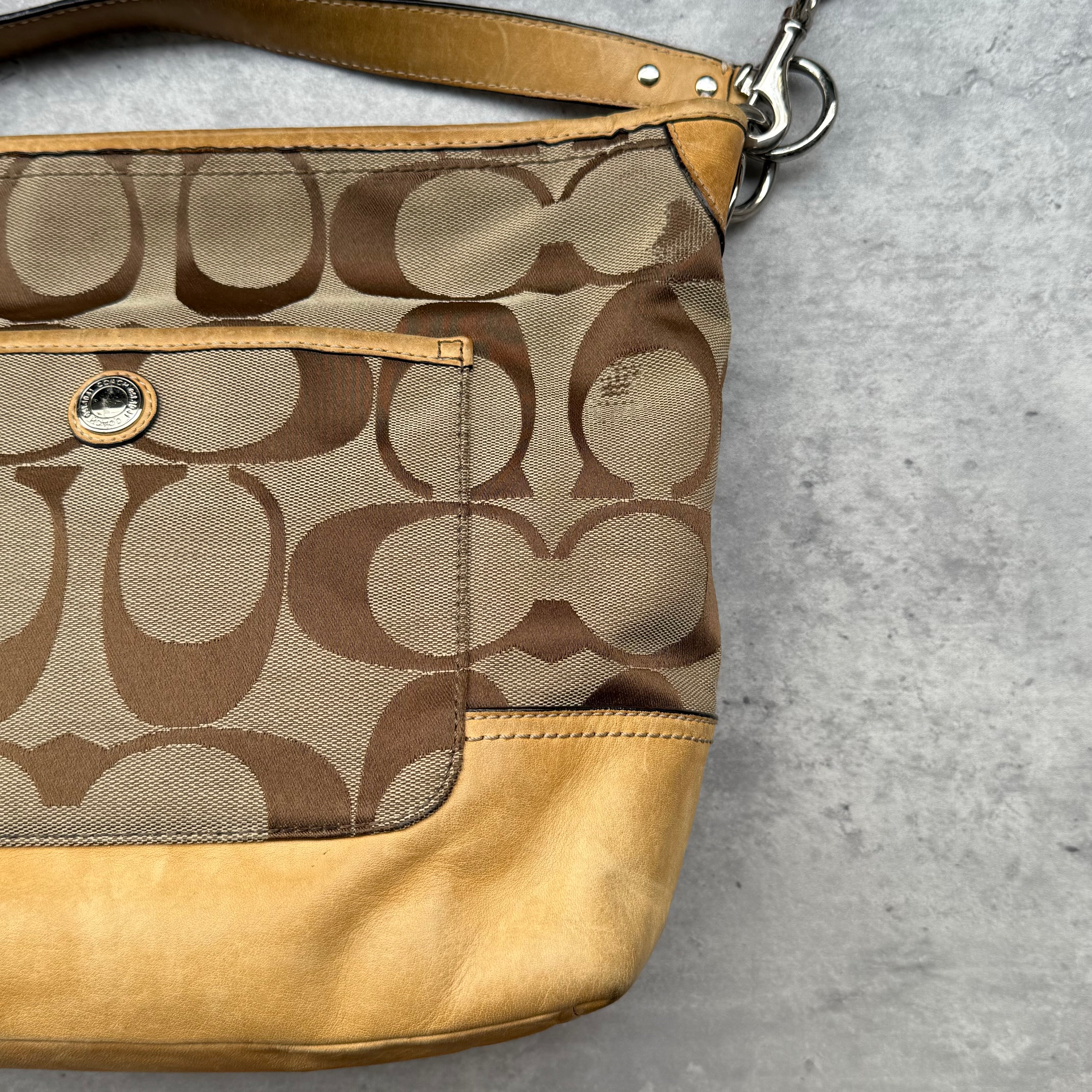 Coach Signature Canvas 2Way ShoulderBag Beige