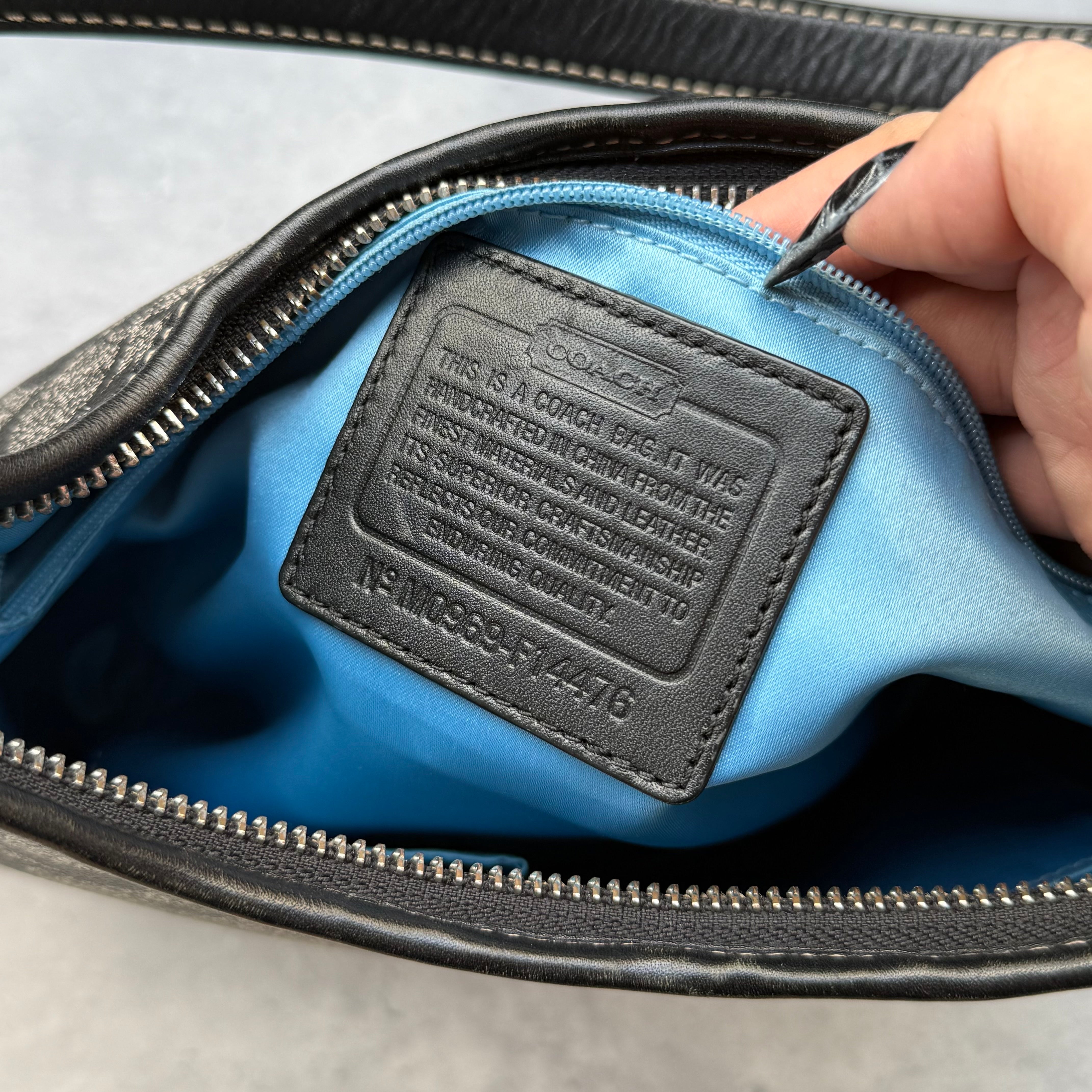 Coach Heritage Stripe Chelsea Hobo ShoulderBag Black/Grey