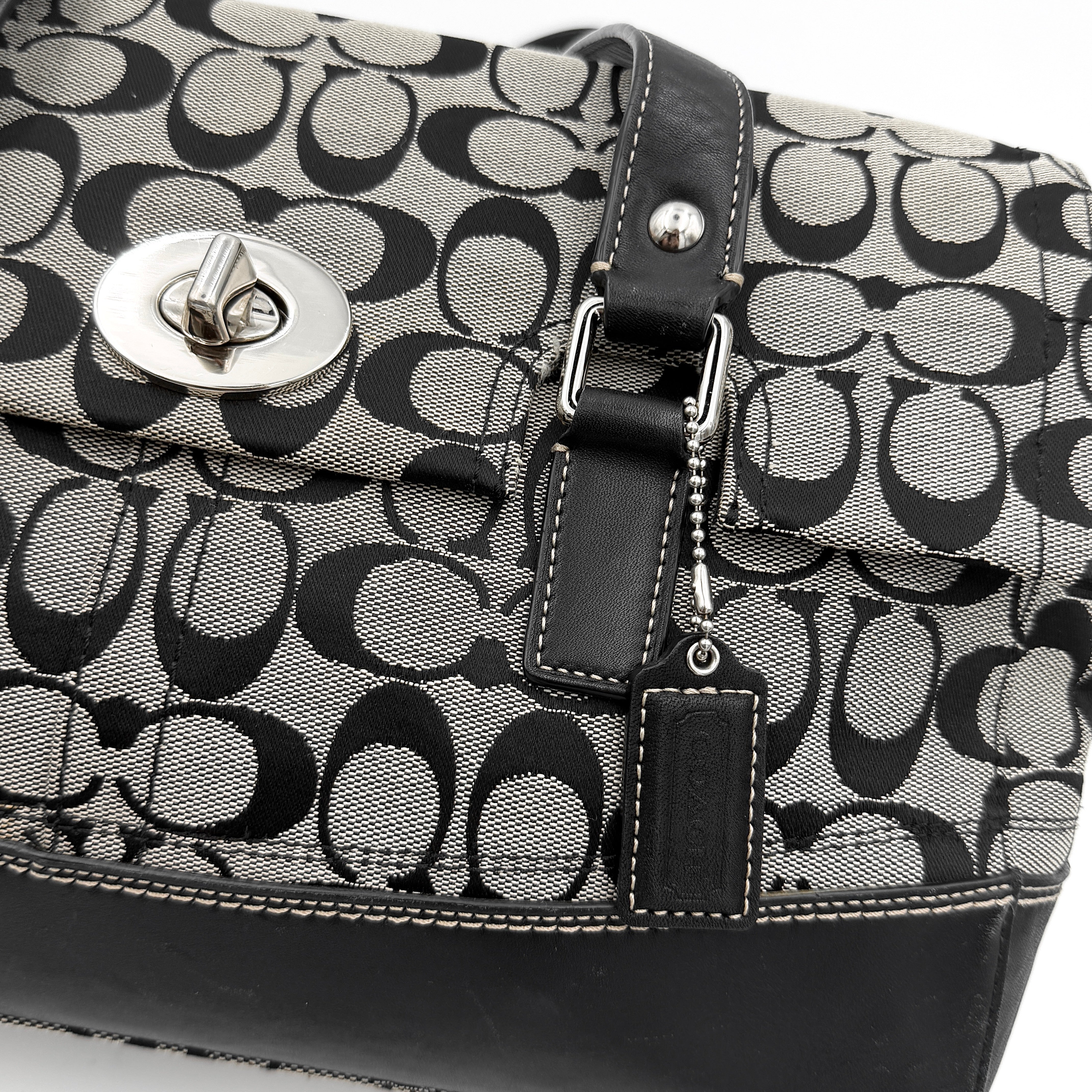 Coach Signature Hampton Turnlock Shoulder Bag Grey/Black