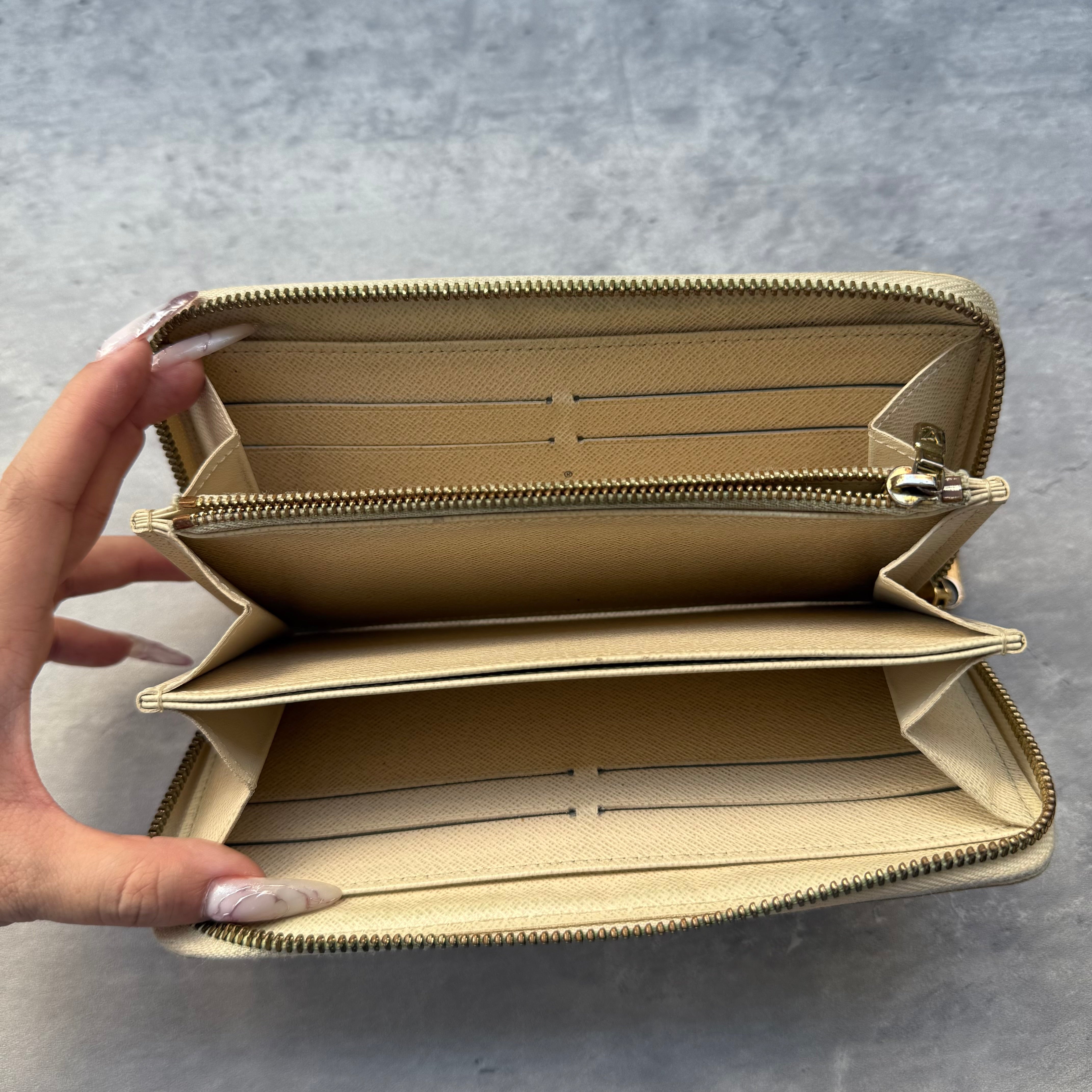 Louis Vuitton Damier Azur Zippy Organizer Wallet