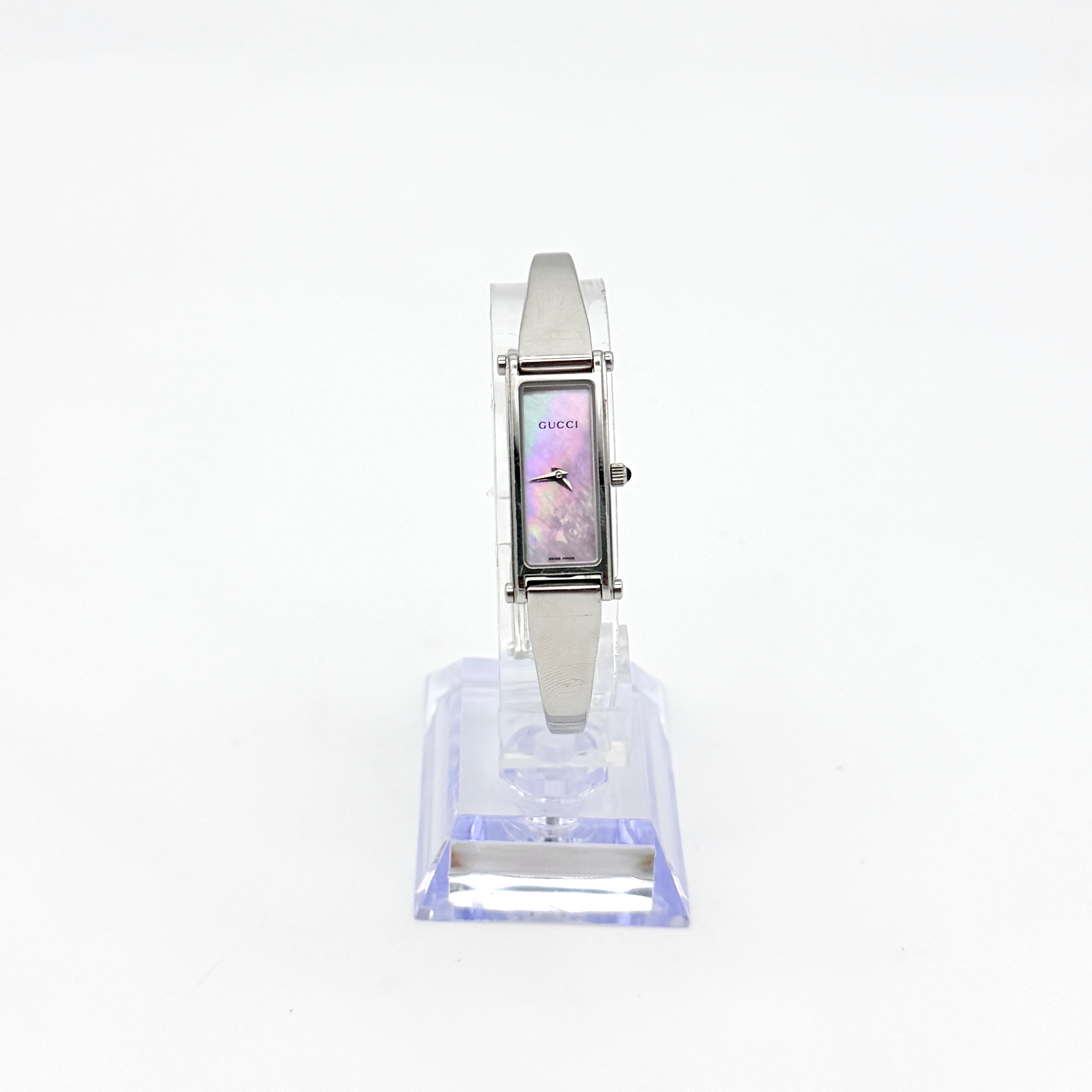 Gucci 1500L Mother of Pearl Dial Bangle Watch Pink