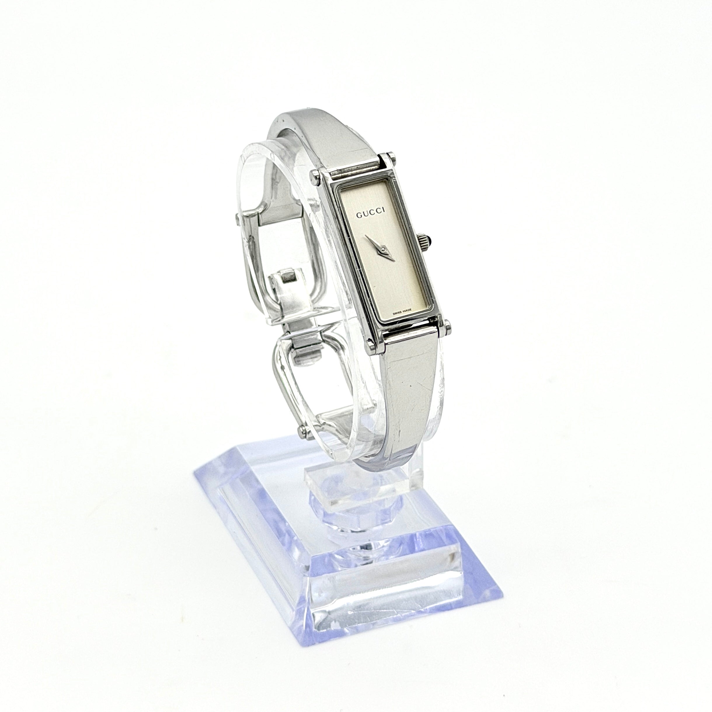 Gucci 1500L Bangle Watch Silver